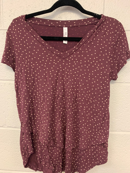 Outlet 7194 - V-Neck Boyfriend Nursing Tee - Wine Dots - Extra Small