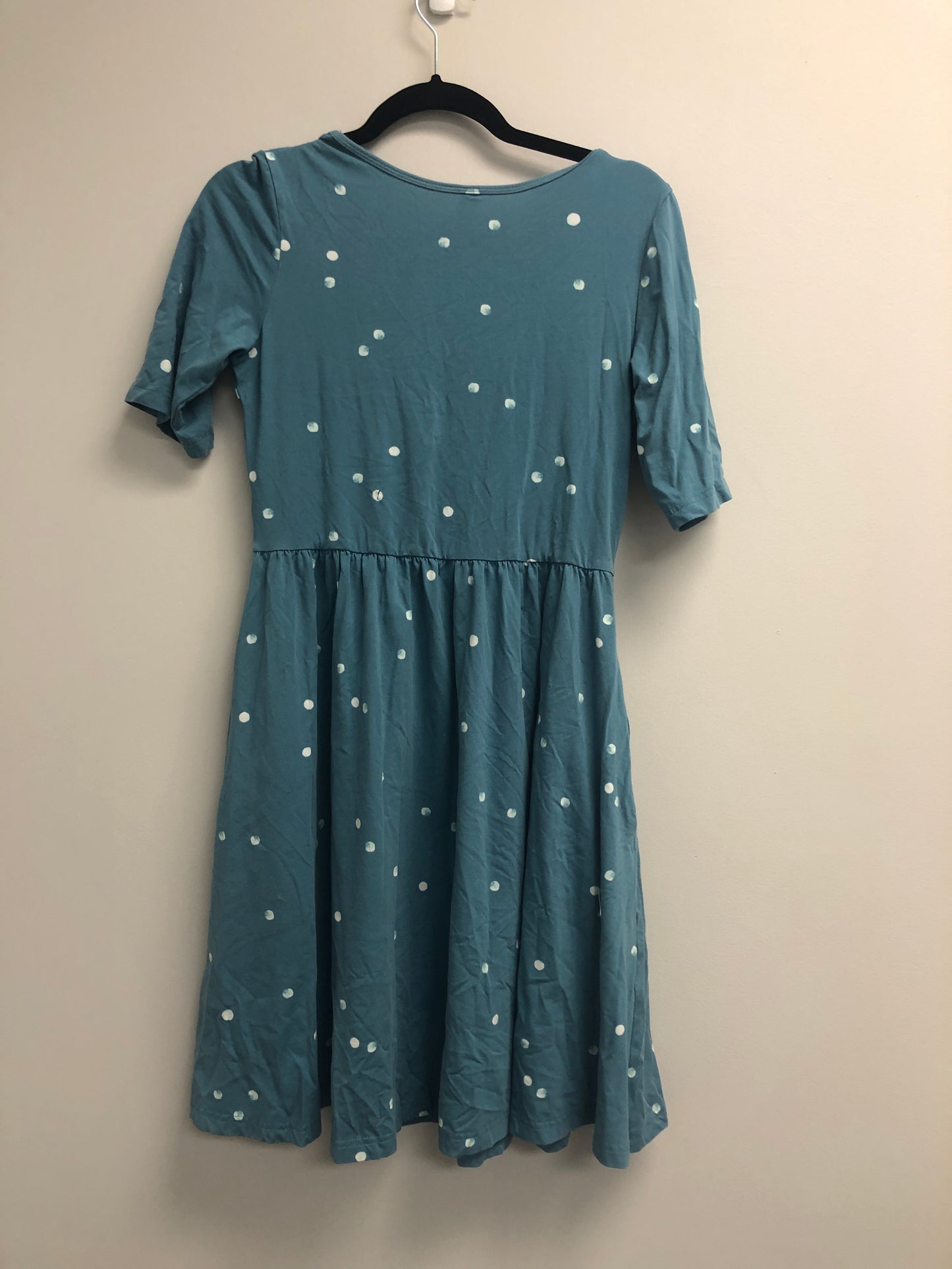 Outlet 6901 - Latched Mama Simple Cotton Nursing Dress - Steel Blue Dots - Small