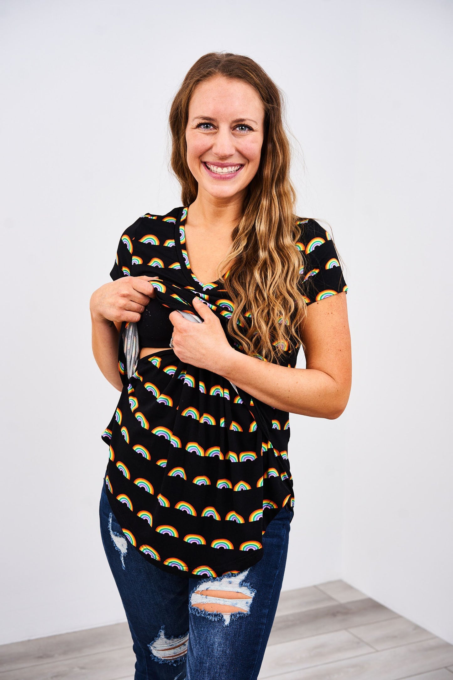 Printed V-Neck Boyfriend Nursing Tee