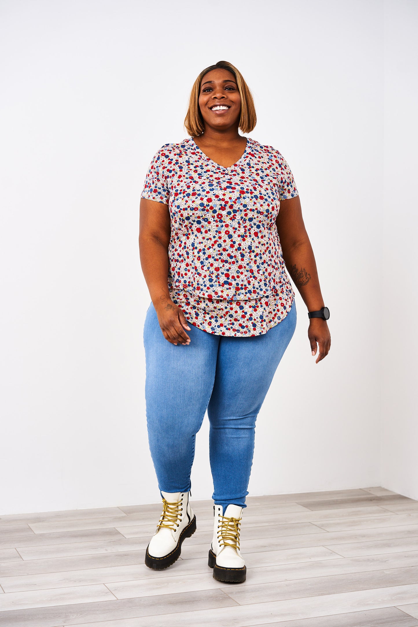 Printed V-Neck Boyfriend Nursing Tee