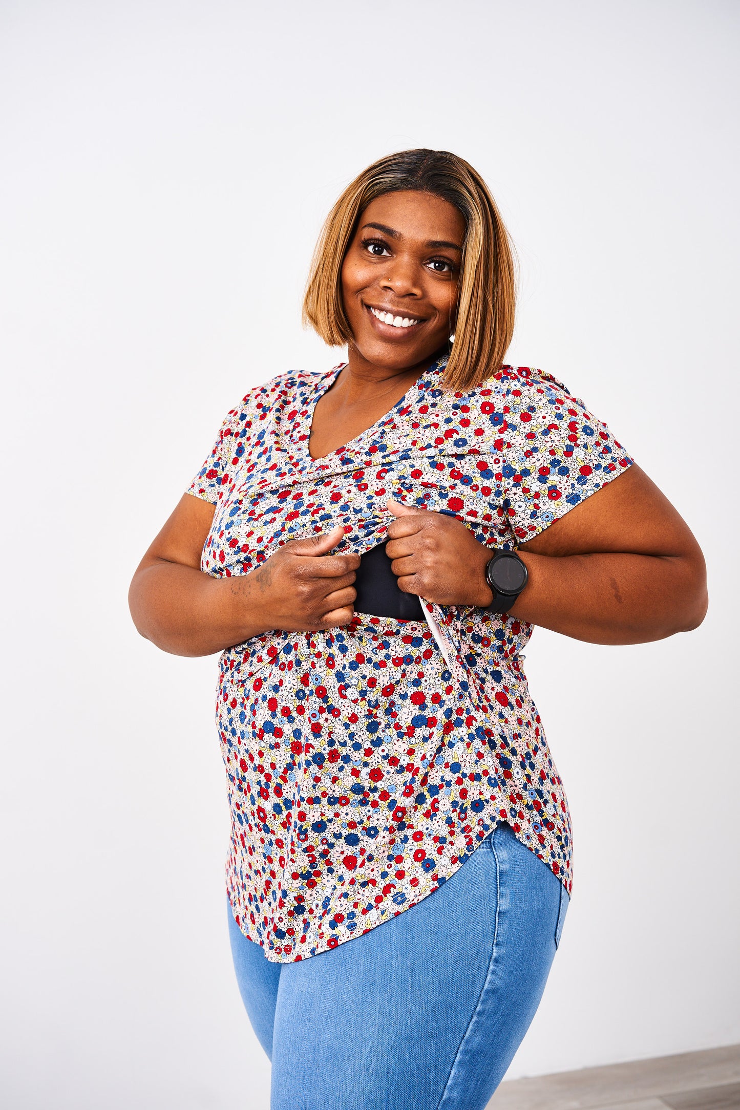 Printed V-Neck Boyfriend Nursing Tee