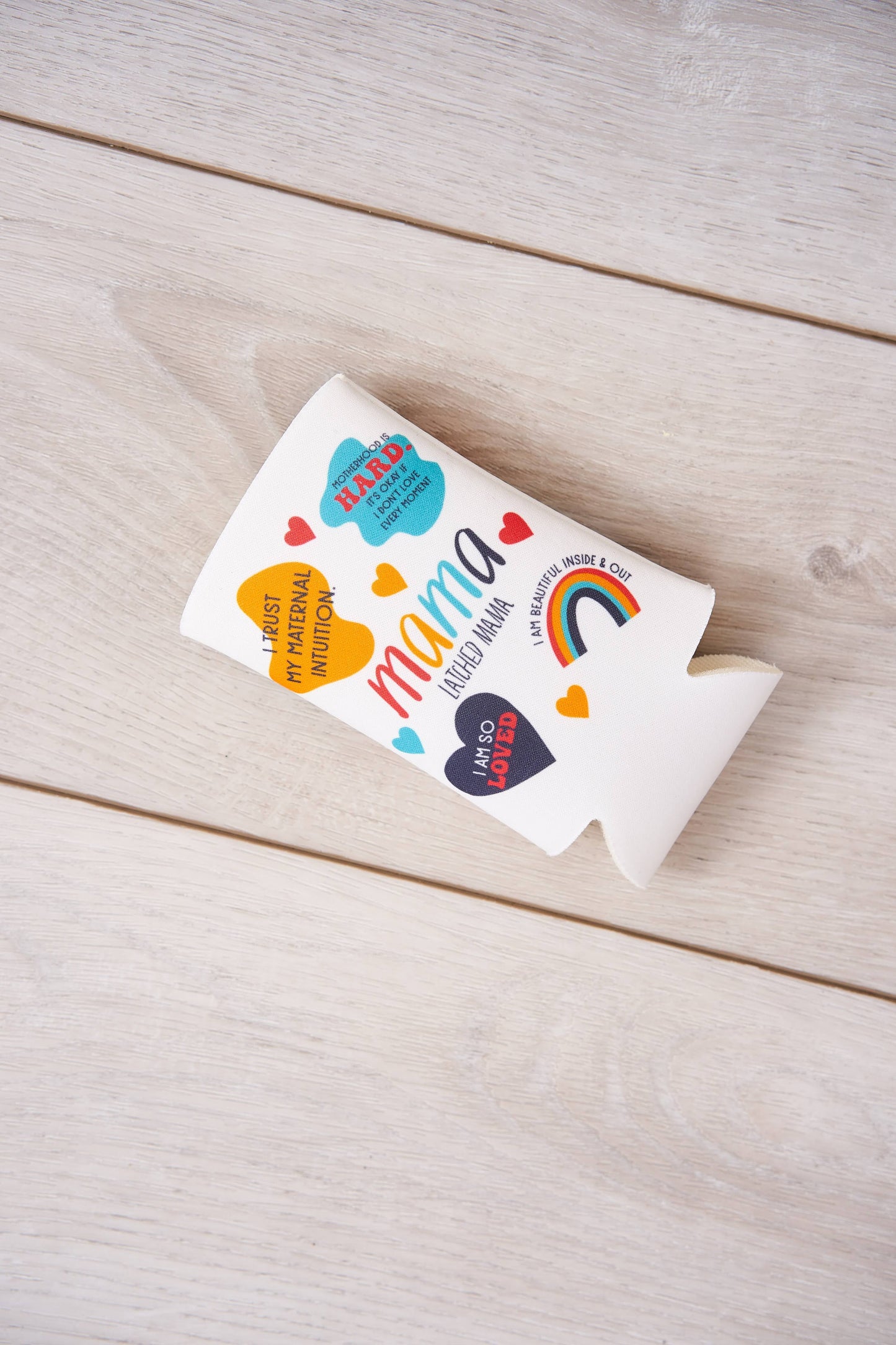 Latched Mama Slim Can Cooler