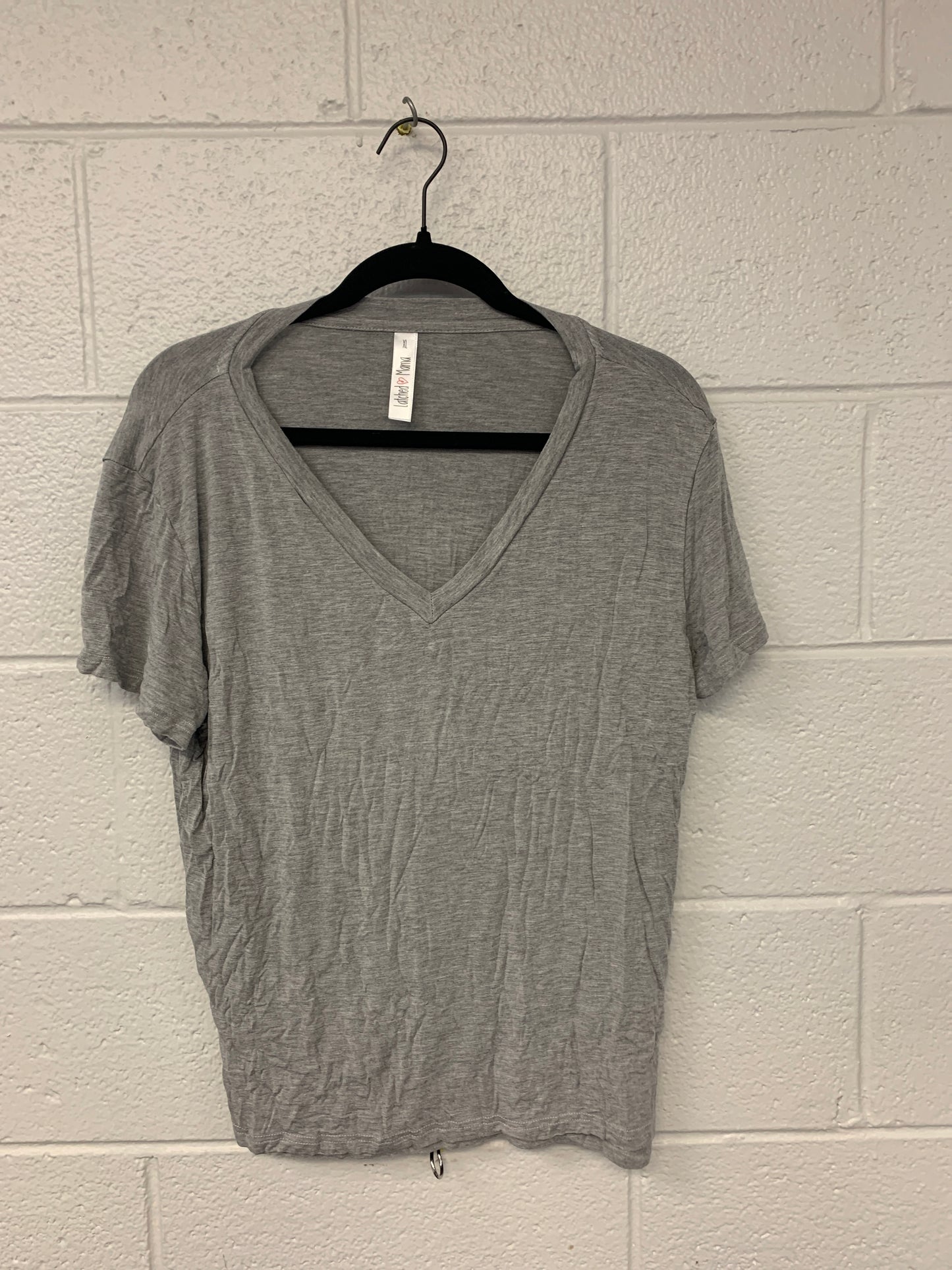 Outlet 7218 - Latched Mama Go-To V-Neck Nursing Tee - Light Grey - Extra Large