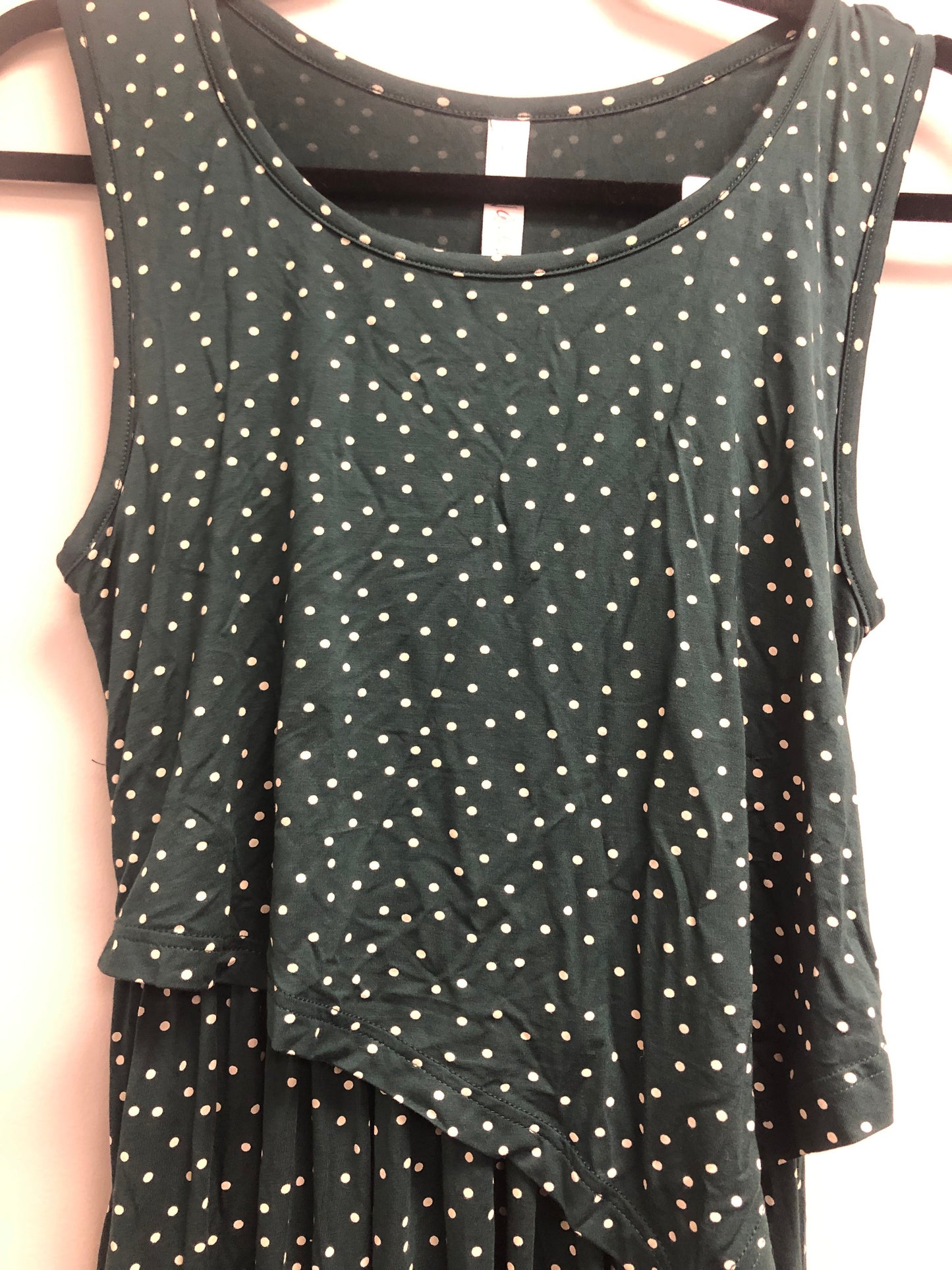 Outlet 7128 - Latched Mama Boardwalk Nursing Maxi - Forest Green Dots - Extra Small