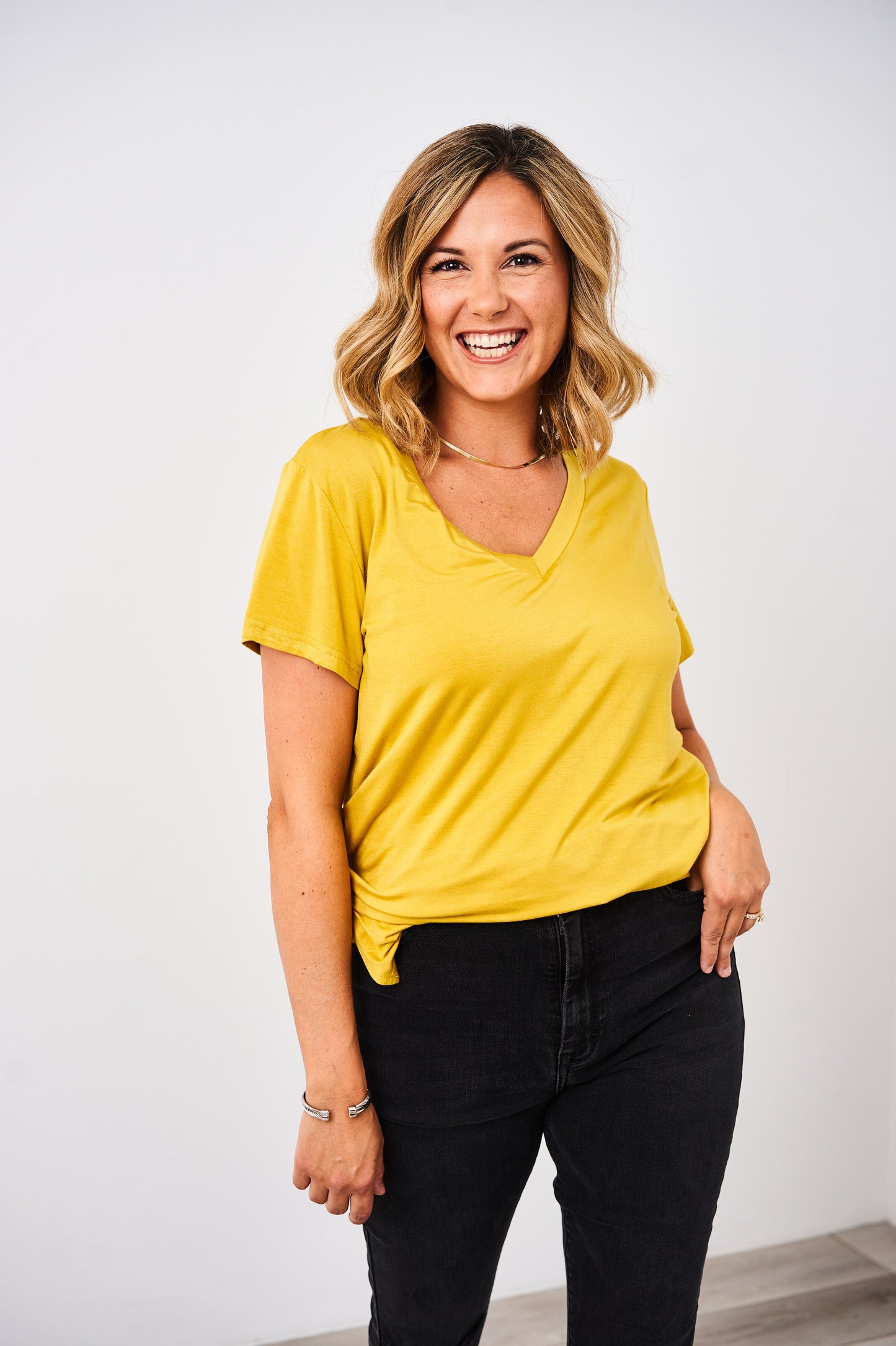 Latched Mama Go-To V-Neck Nursing Tee- Final Sale