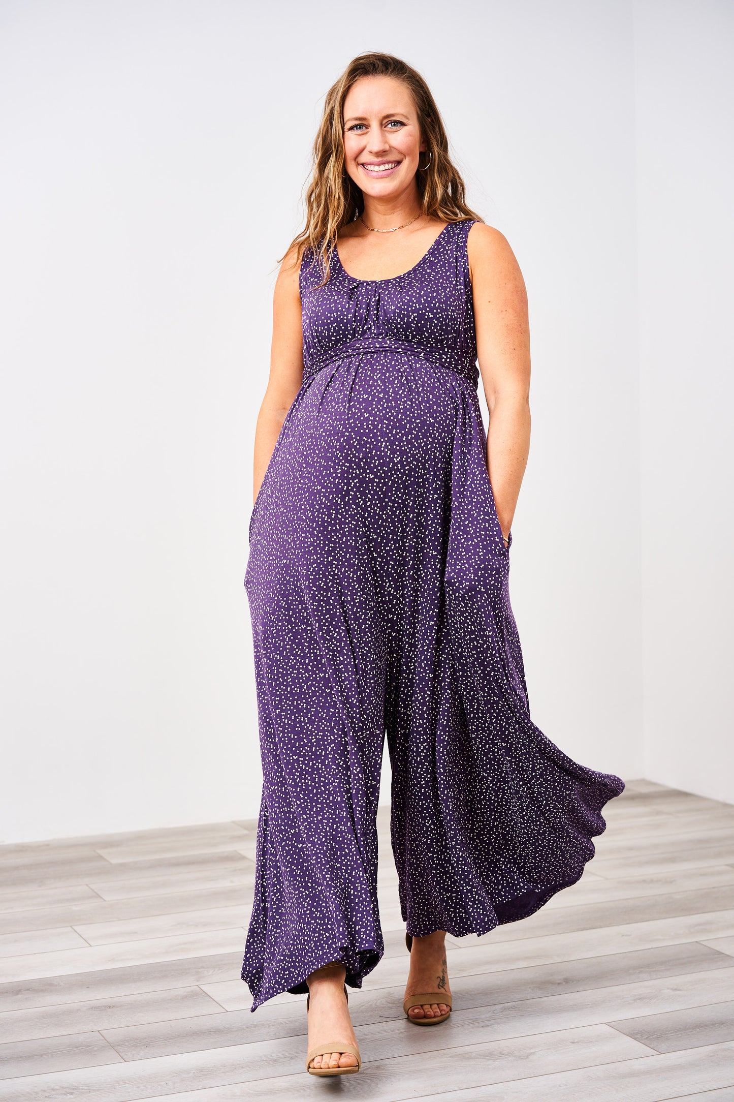 The Momper® Sleeveless Maxi Nursing Momper