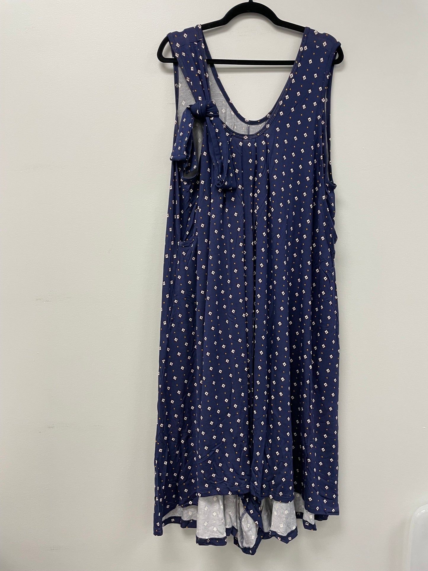 Outlet 5785 - Latched Mama Printed Nursing Romper - Queen Of Hearts - Plus