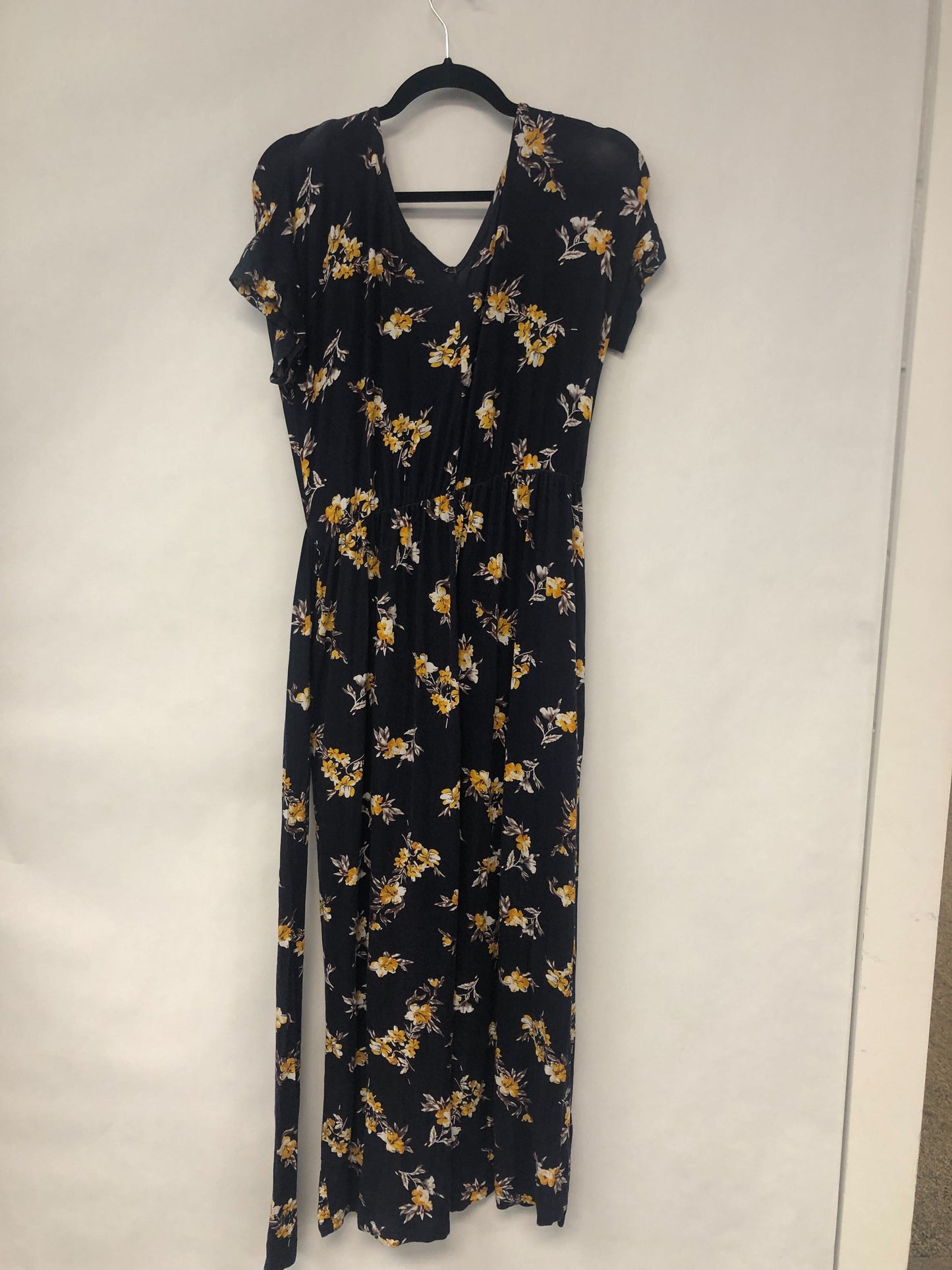 Outlet 6303 - Latched Mama V-Neck Nursing Jumpsuit - Canary Blooms - Large