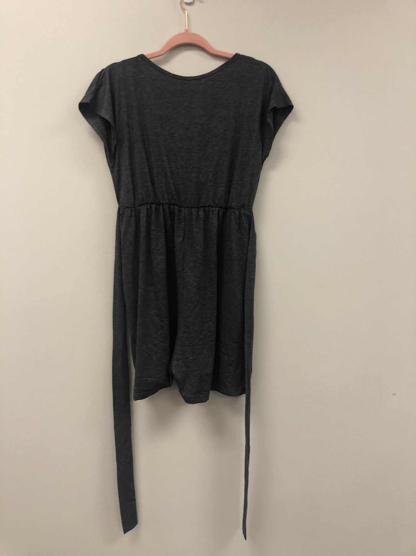 Outlet 5674 - Latched Mama Short V-Neck Nursing Jumpsuit - Charcoal - Large