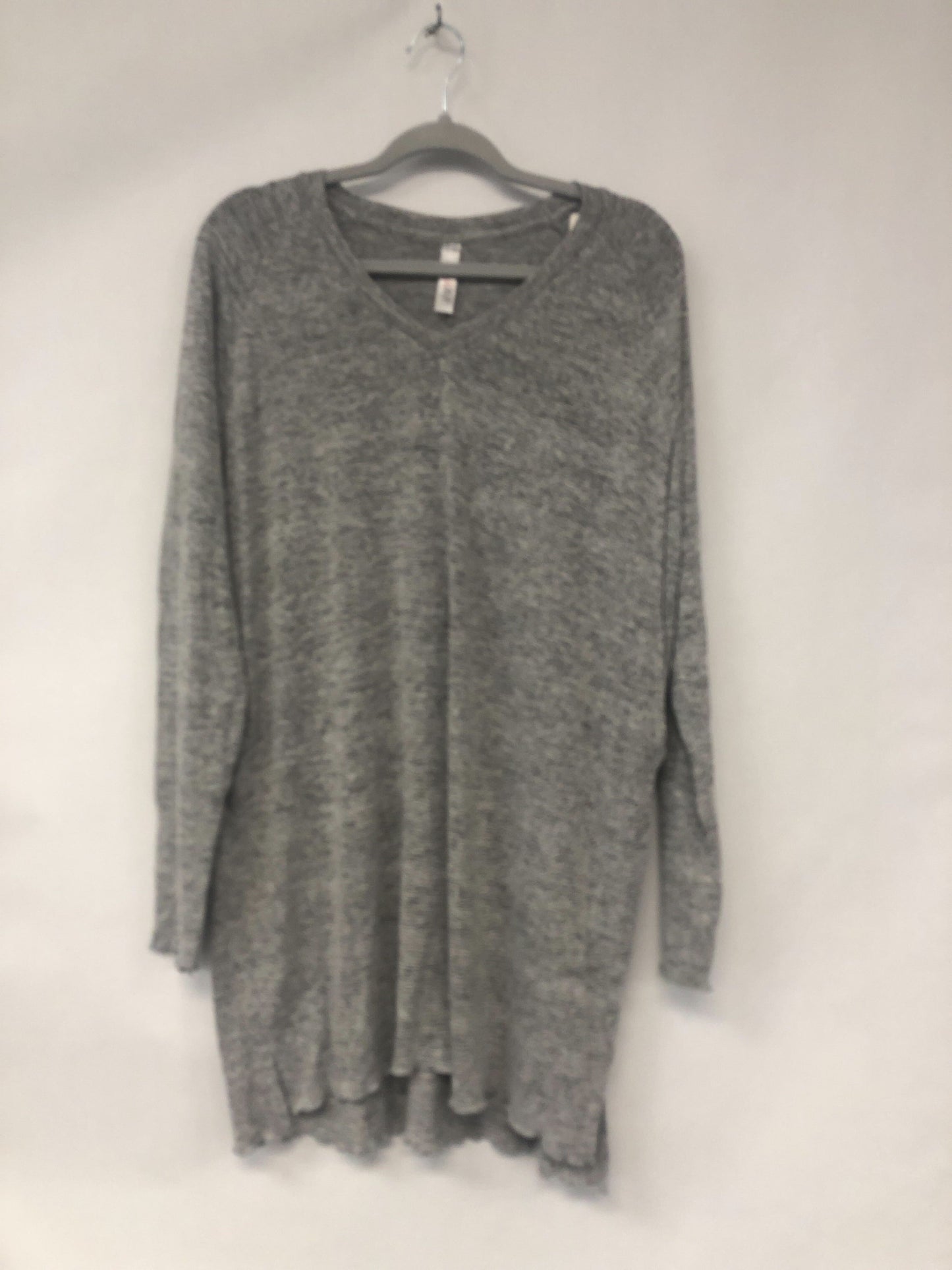 Outlet 6221 - Latched Mama Relaxed Sweater Nursing Tunic - Salt and Pepper - XL/1X