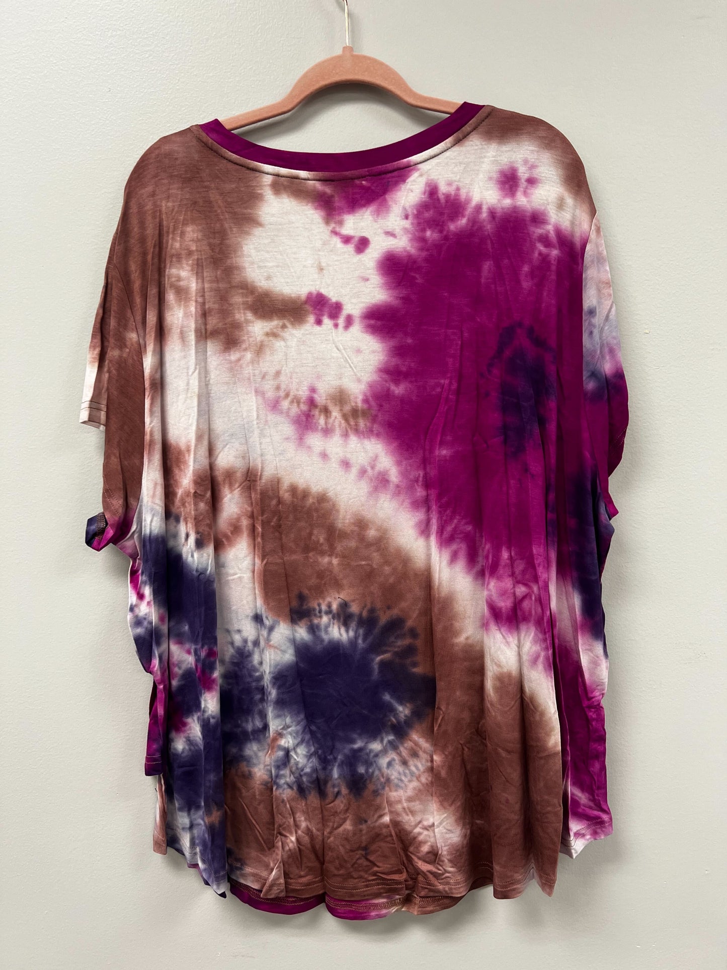 Outlet 5703 - Printed V-Neck Boyfriend Nursing Tee - Blue/Brown/Pink Tie Dye - 4X