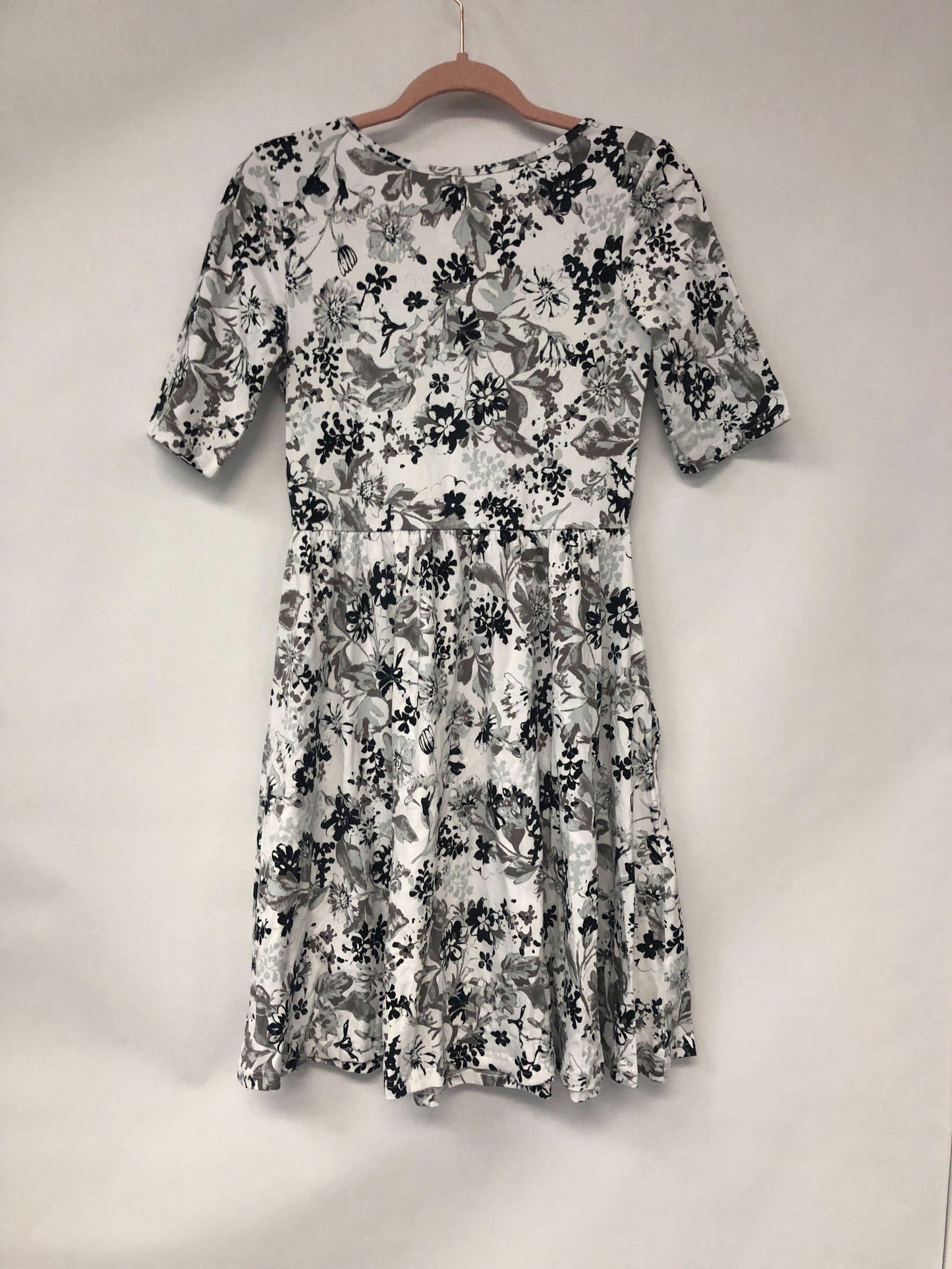 Outlet 6102 - Latched Mama Simple Cotton Nursing Dress - Icicle - Extra Small