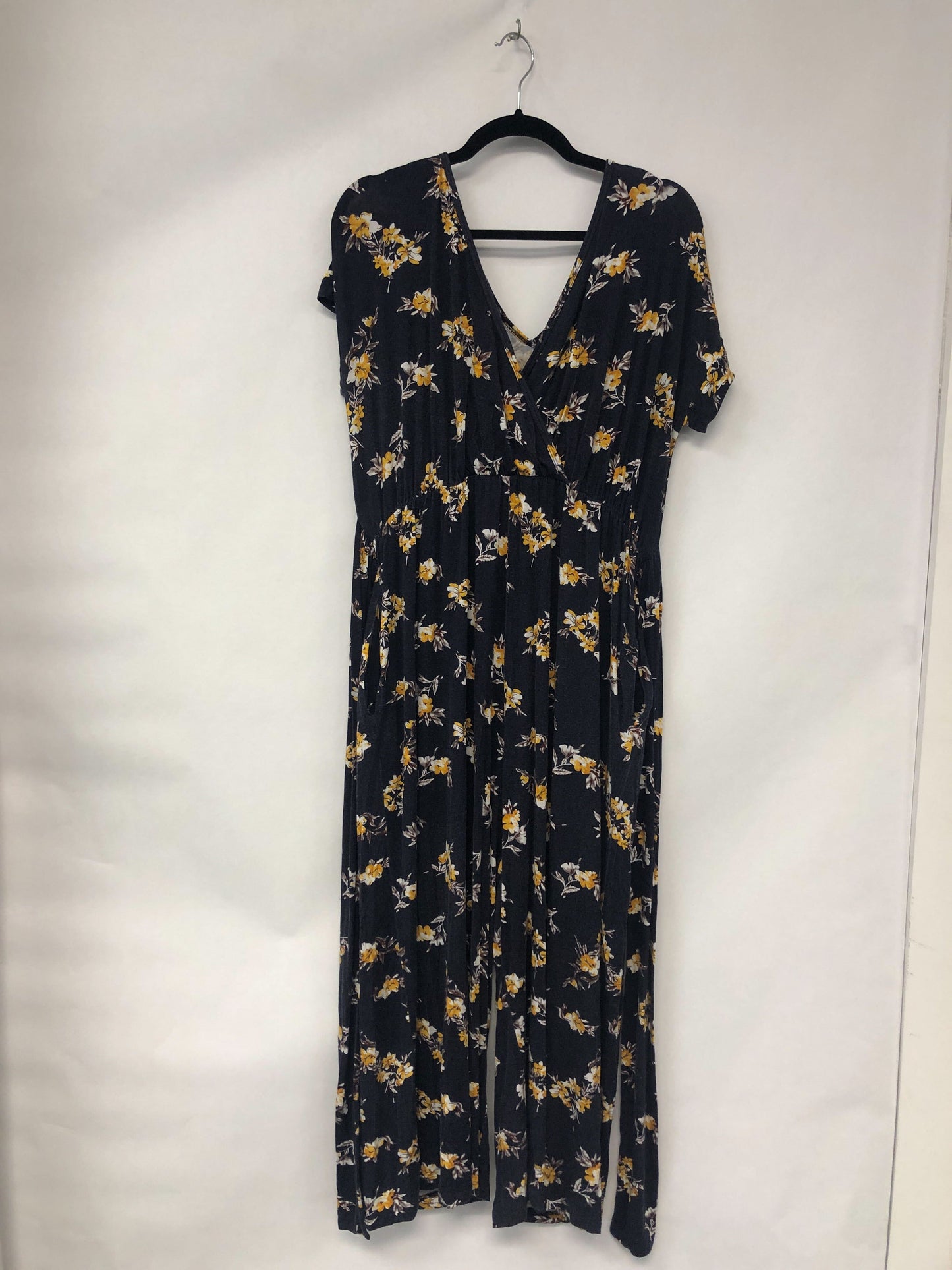 Outlet 6096 - Latched Mama V-Neck Nursing Jumpsuit - Canary Blooms - Extra Large