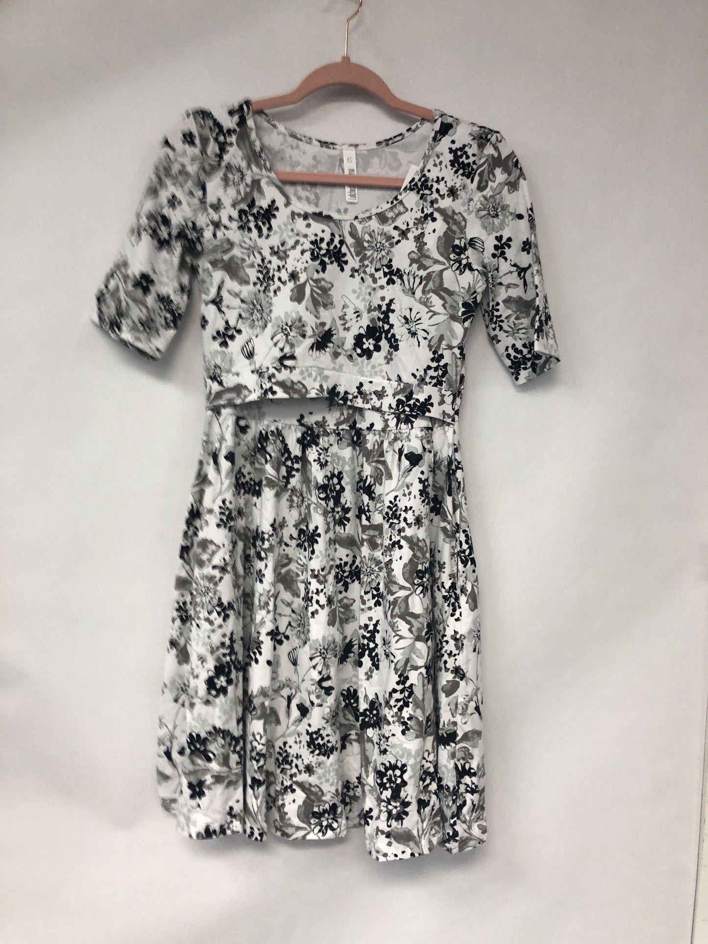 Outlet 6102 - Latched Mama Simple Cotton Nursing Dress - Icicle - Extra Small