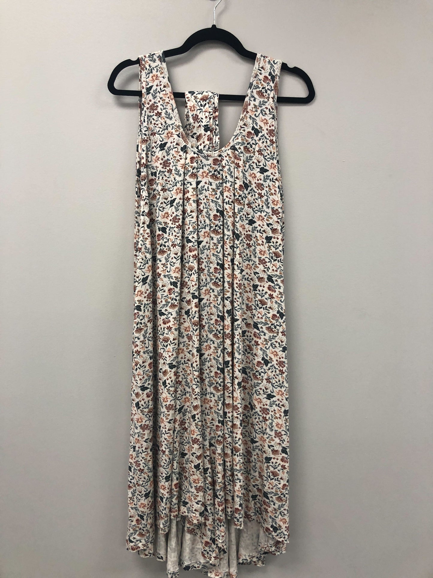 Outlet 5676 - Latched Mama Printed Nursing Romper - Wonderland Floral - Standard