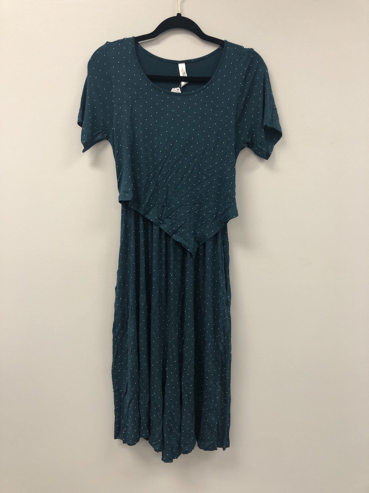 Outlet 5858 - Latched Mama Boardwalk Nursing Romper - Teal Dots - Small