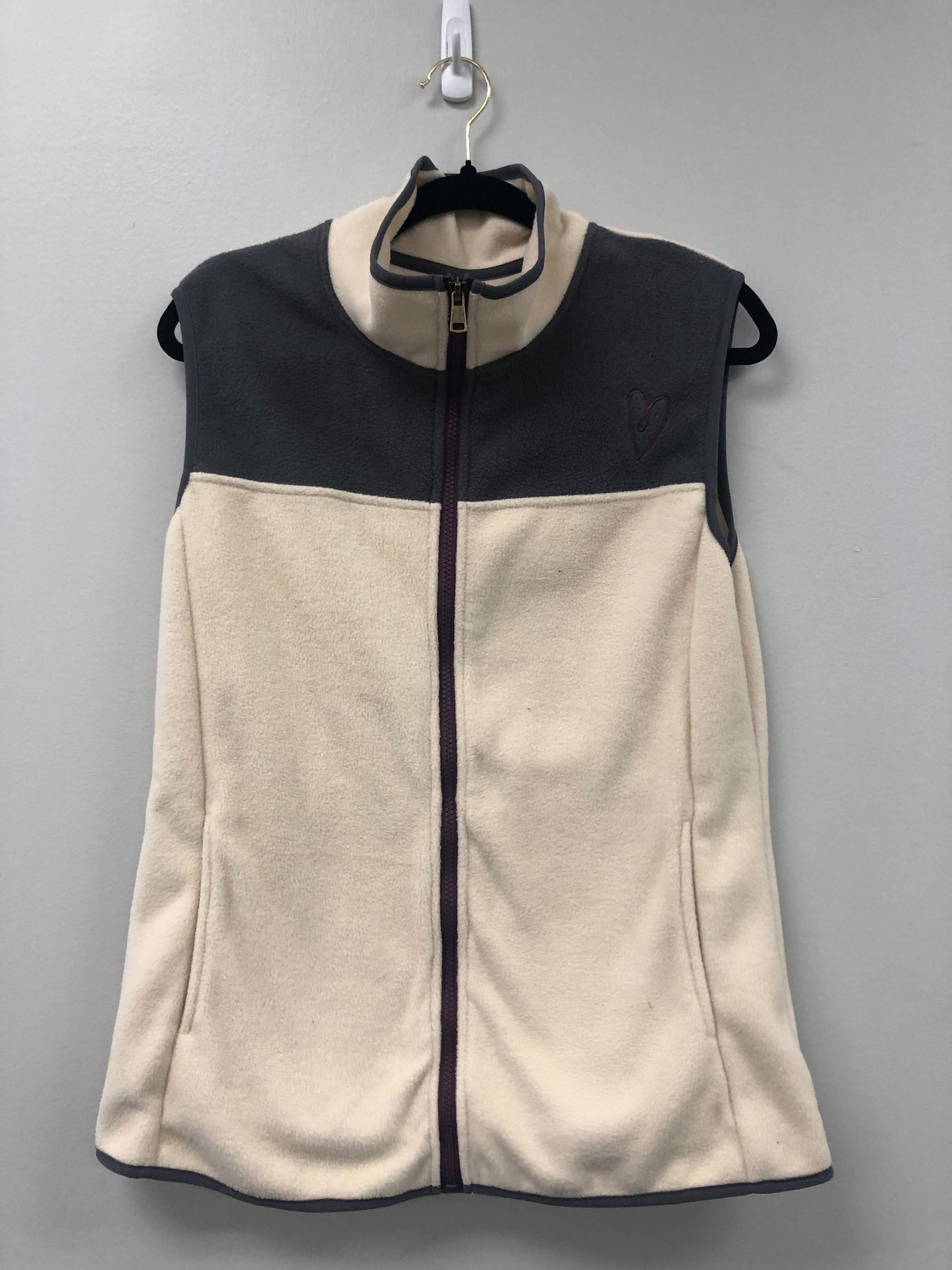 Outlet 5563 - Latched Mama Limited Edition Bee Kind Vest - ivory/grey - Medium