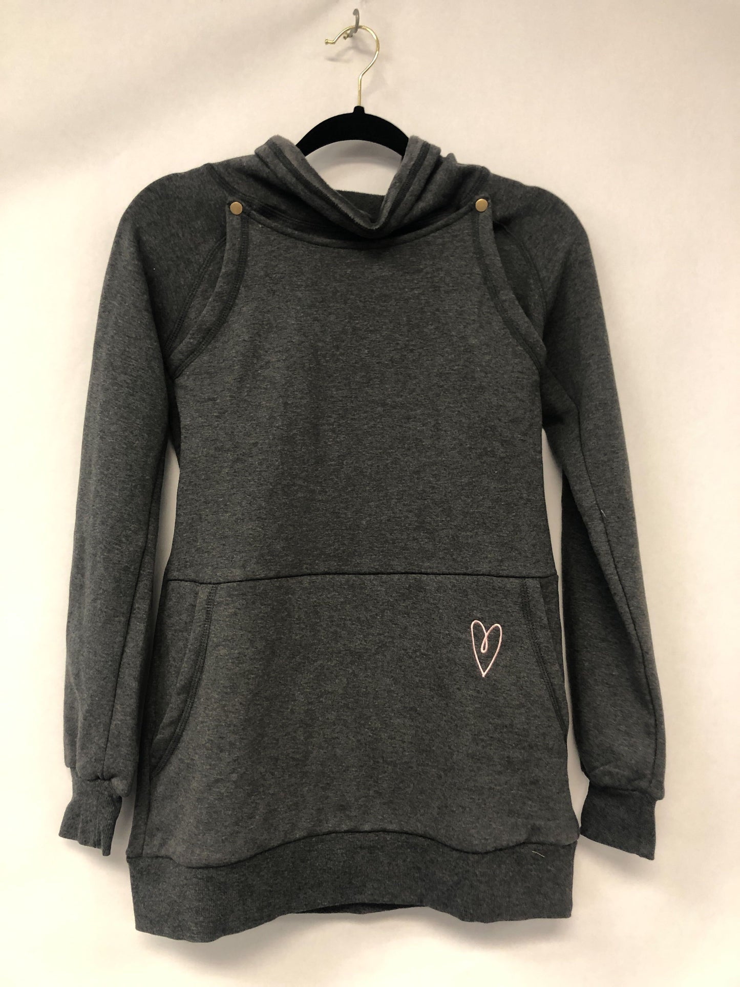 Outlet 6089 - Latched Mama Embroidered Harbor Snap Nursing Pullover - Charcoal - Extra Small