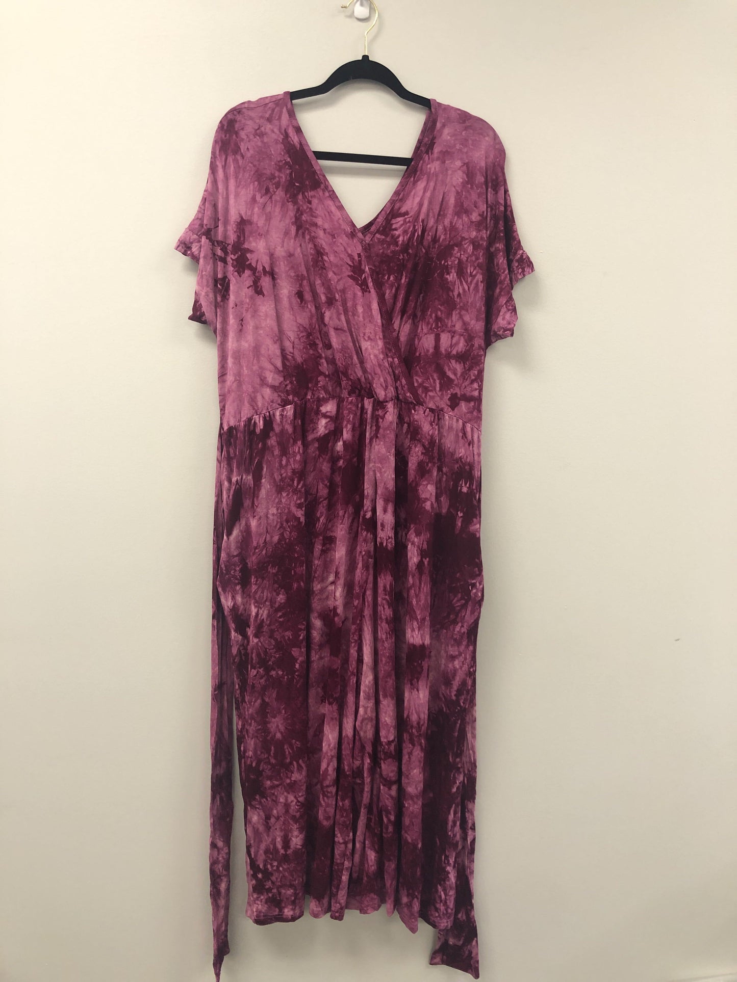 Outlet 5667 - Latched Mama V-Neck Nursing Jumpsuit - Sangria Tie Dye - 3X