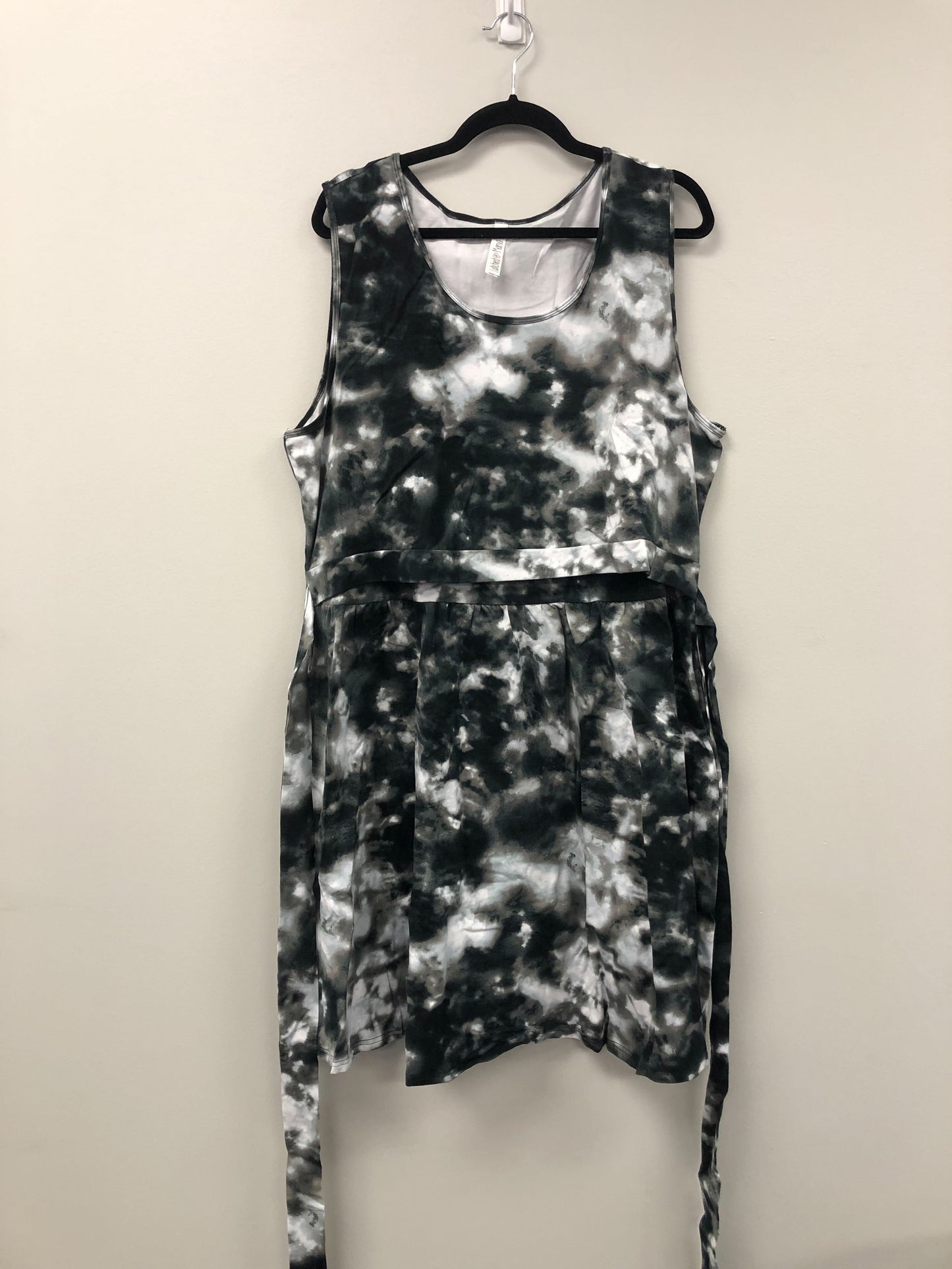Outlet 5941 - Latched Mama Sunkissed Nursing Sundress - Onyx Storm - 3X