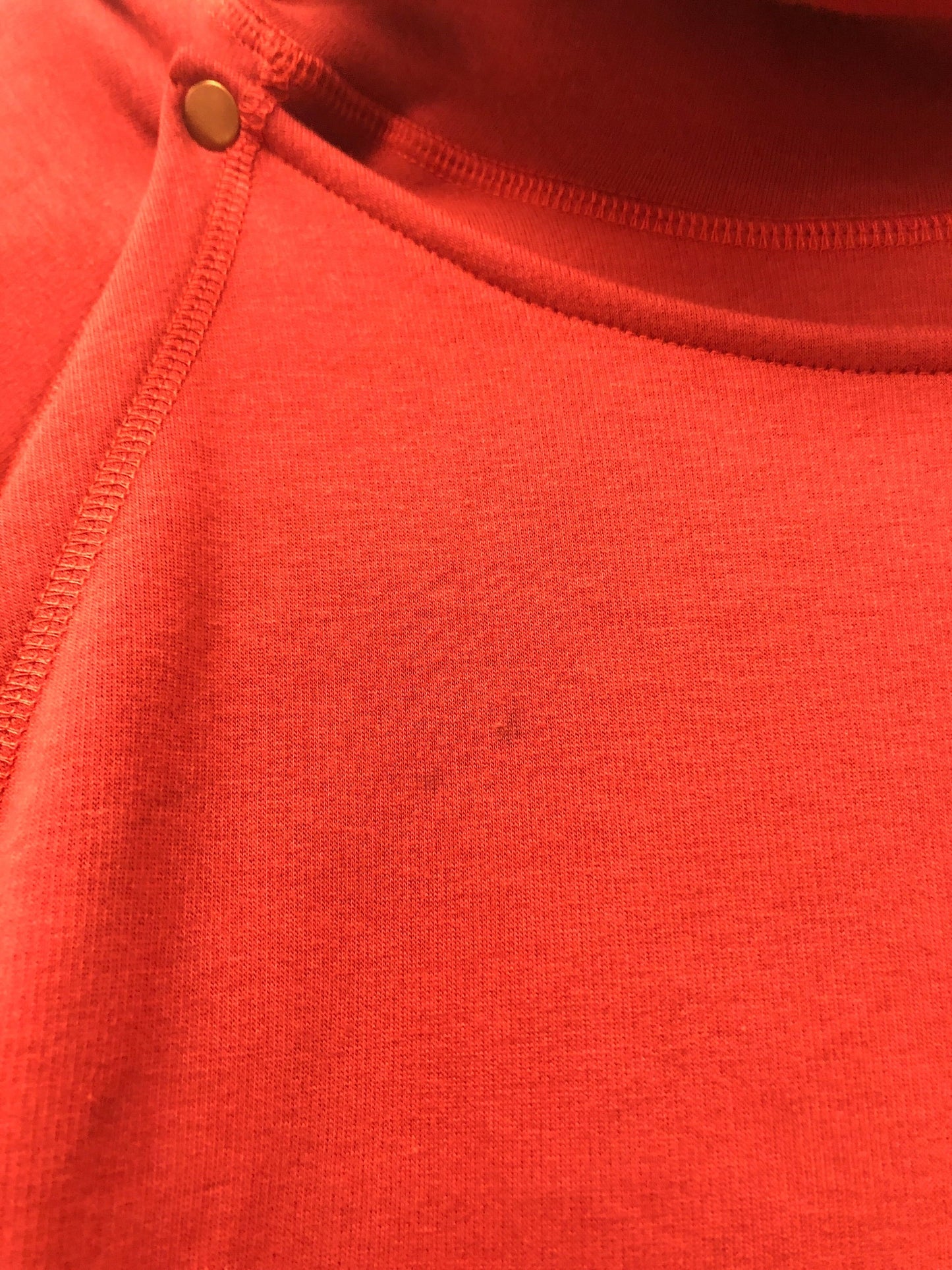 Outlet 5585 - Latched Mama Harbor Snap Nursing Pullover - Rust - Large