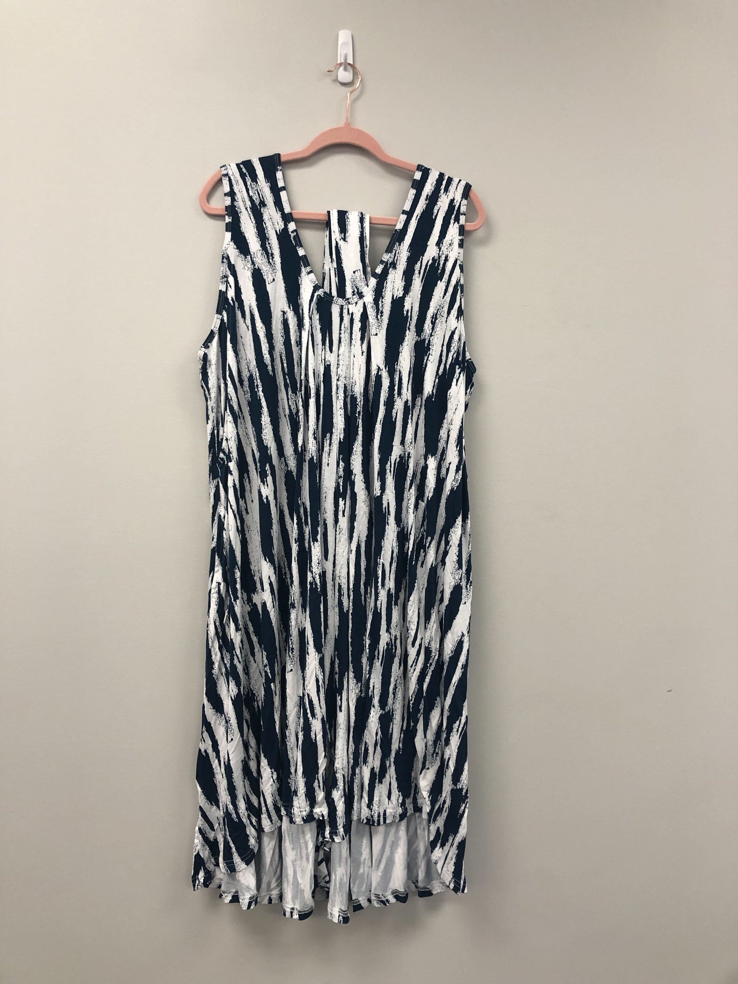 Outlet 5864 - Latched Mama Printed Nursing Romper - Alpenglow - Plus