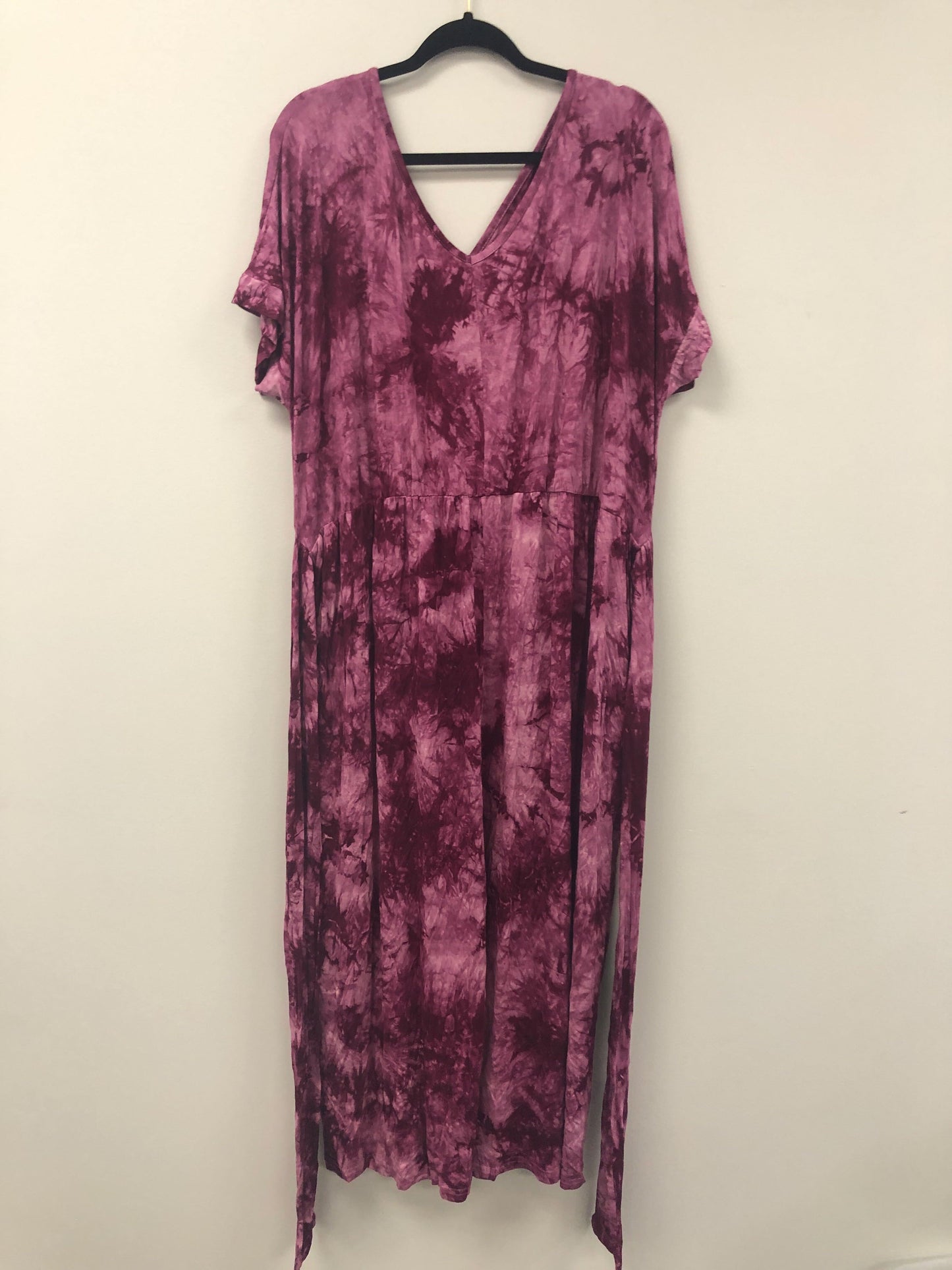 Outlet 5667 - Latched Mama V-Neck Nursing Jumpsuit - Sangria Tie Dye - 3X