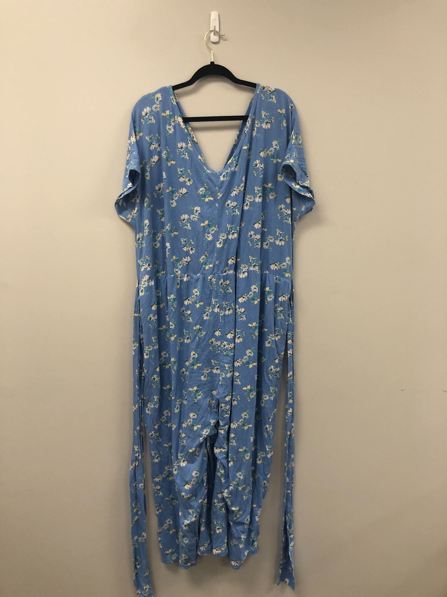 Outlet 5495 - Latched Mama V-Neck Nursing Jumpsuit - Creekside Floral - 4X
