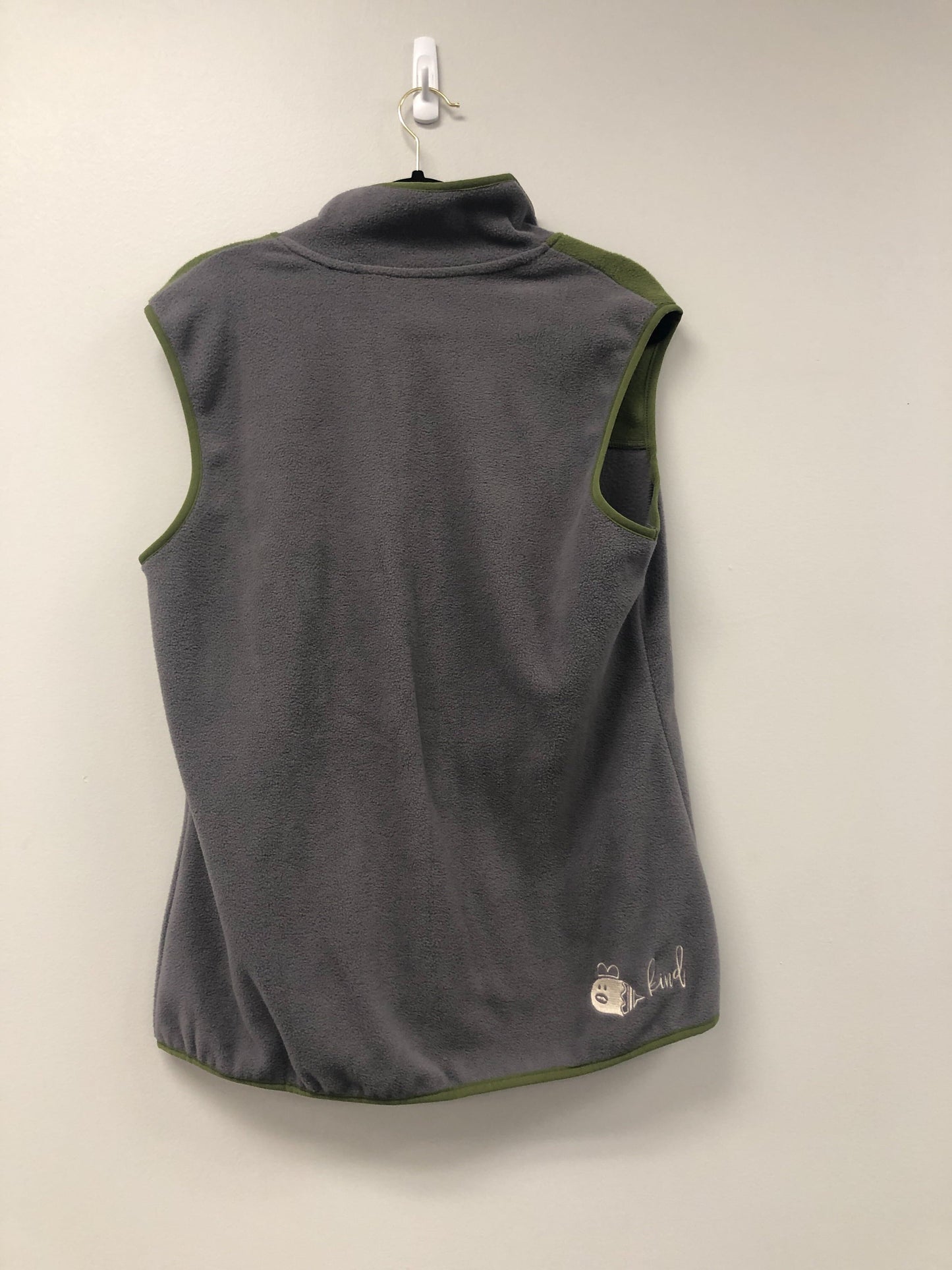 Outlet 5575 - Latched Mama Limited Edition Bee Kind Vest - Slate/Juniper - Large