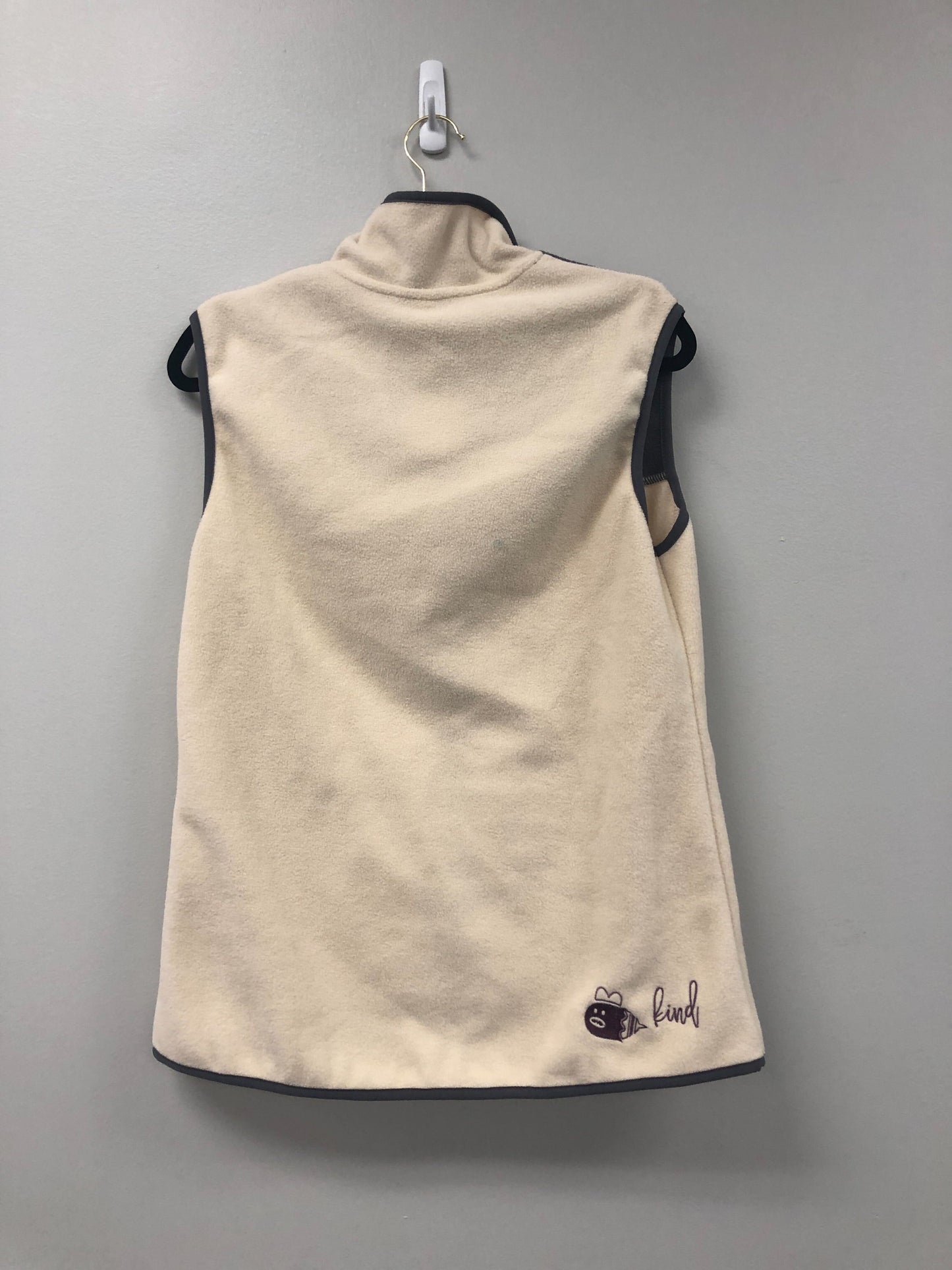 Outlet 5563 - Latched Mama Limited Edition Bee Kind Vest - ivory/grey - Medium
