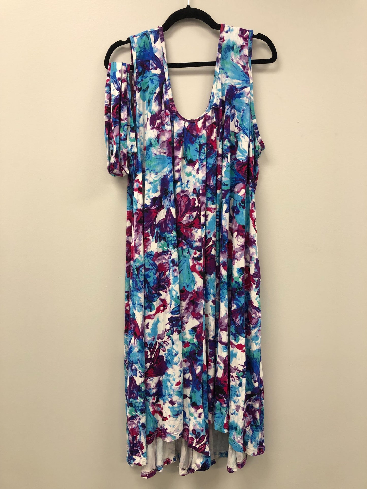Outlet 5620 - Latched Mama Nursing Romper - Vivid Watercolor - Plus