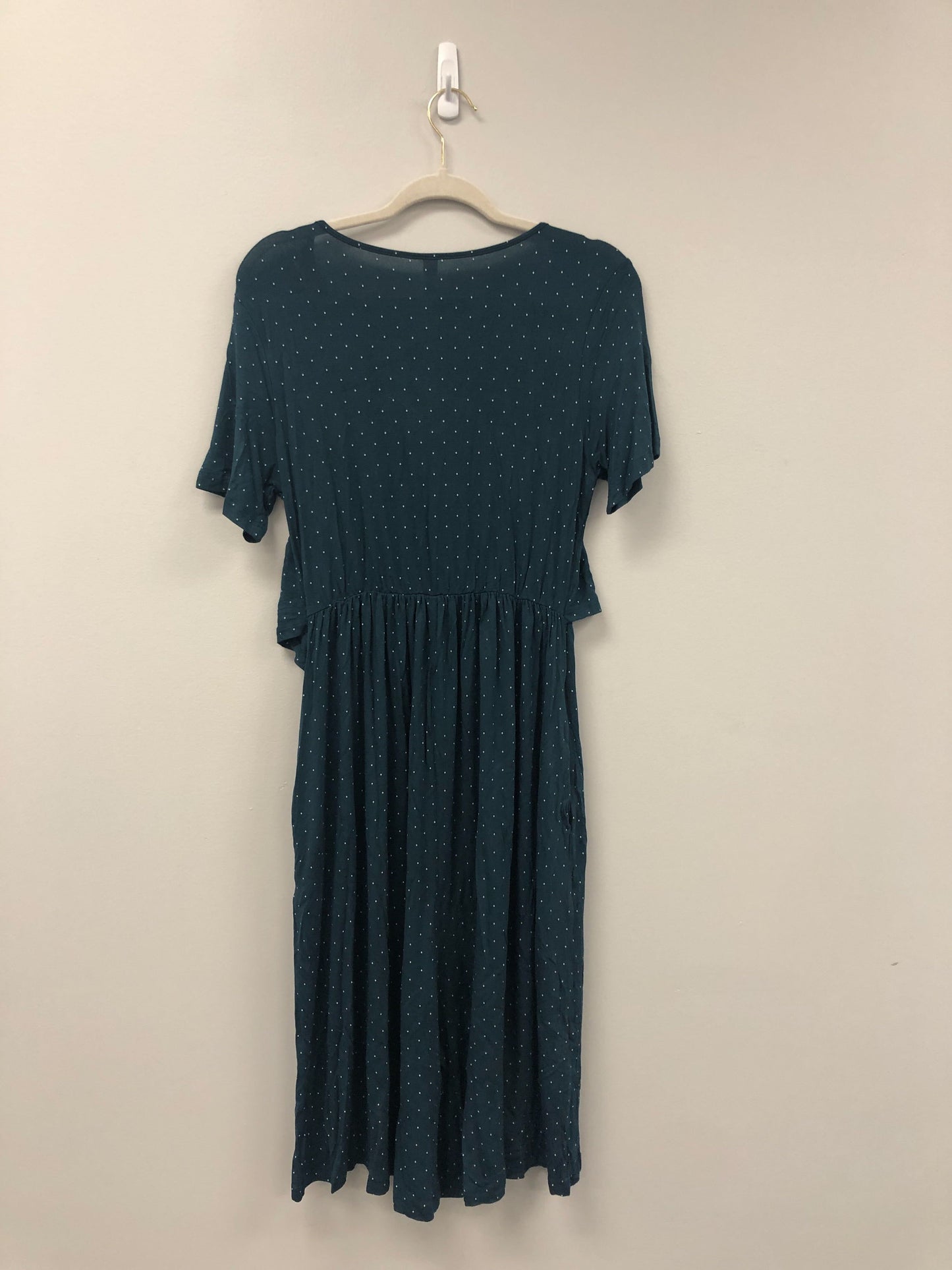 Outlet 5876 - Latched Mama Boardwalk Nursing Romper - Teal Dots - Medium
