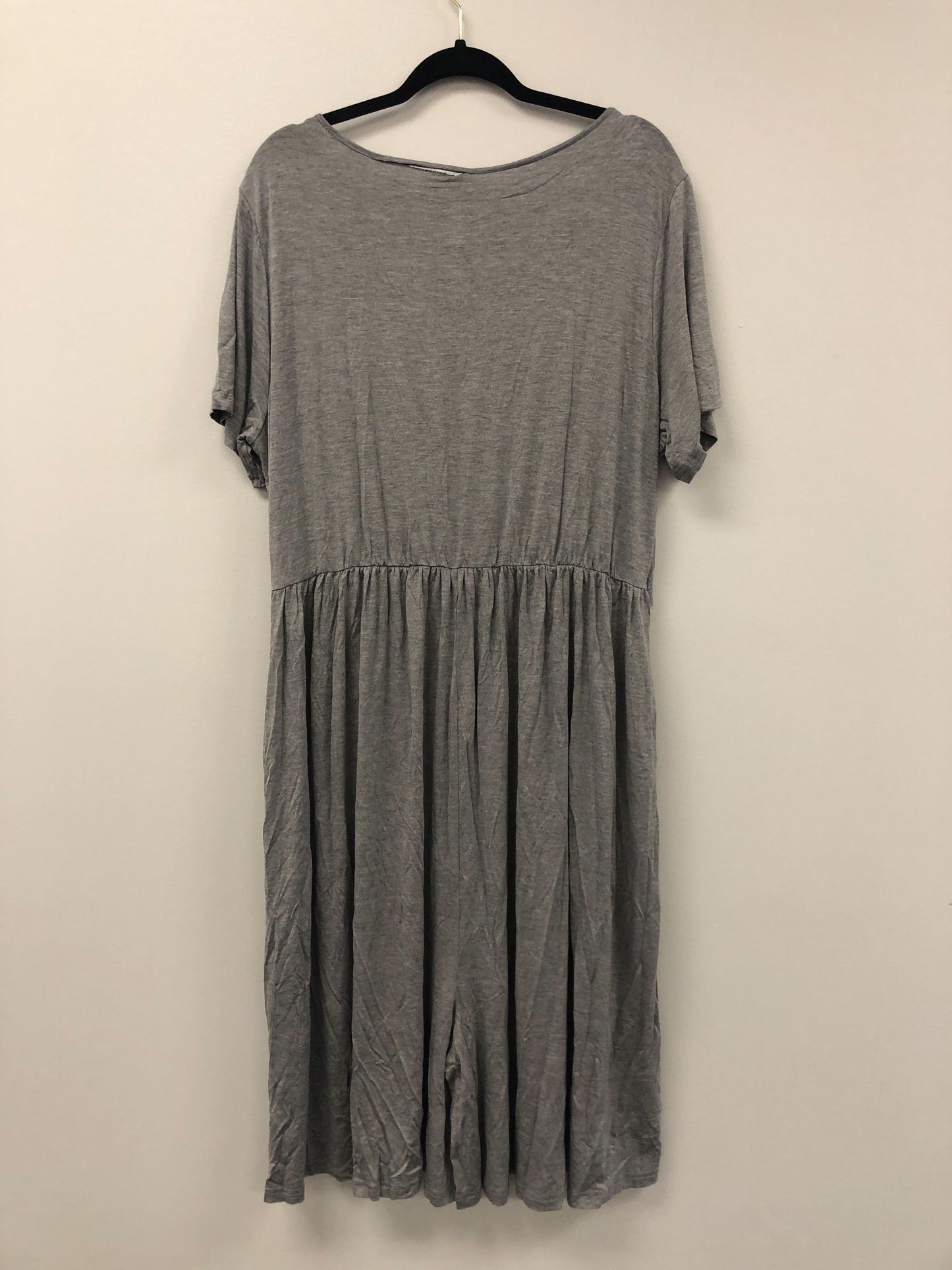 Outlet 5848 - Latched Mama Boardwalk Nursing Romper - Light Grey - 2X