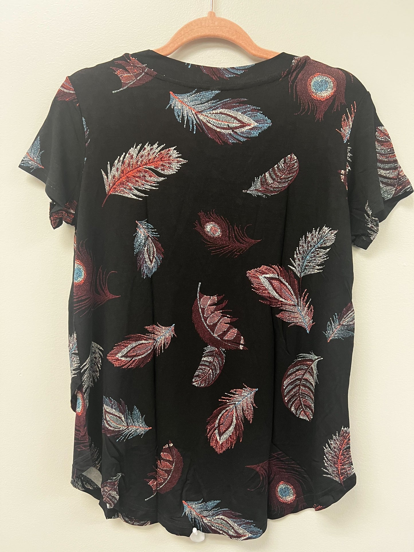 Outlet 6005 - Printed V-Neck Boyfriend Nursing Tee - Onyx Plume - Small