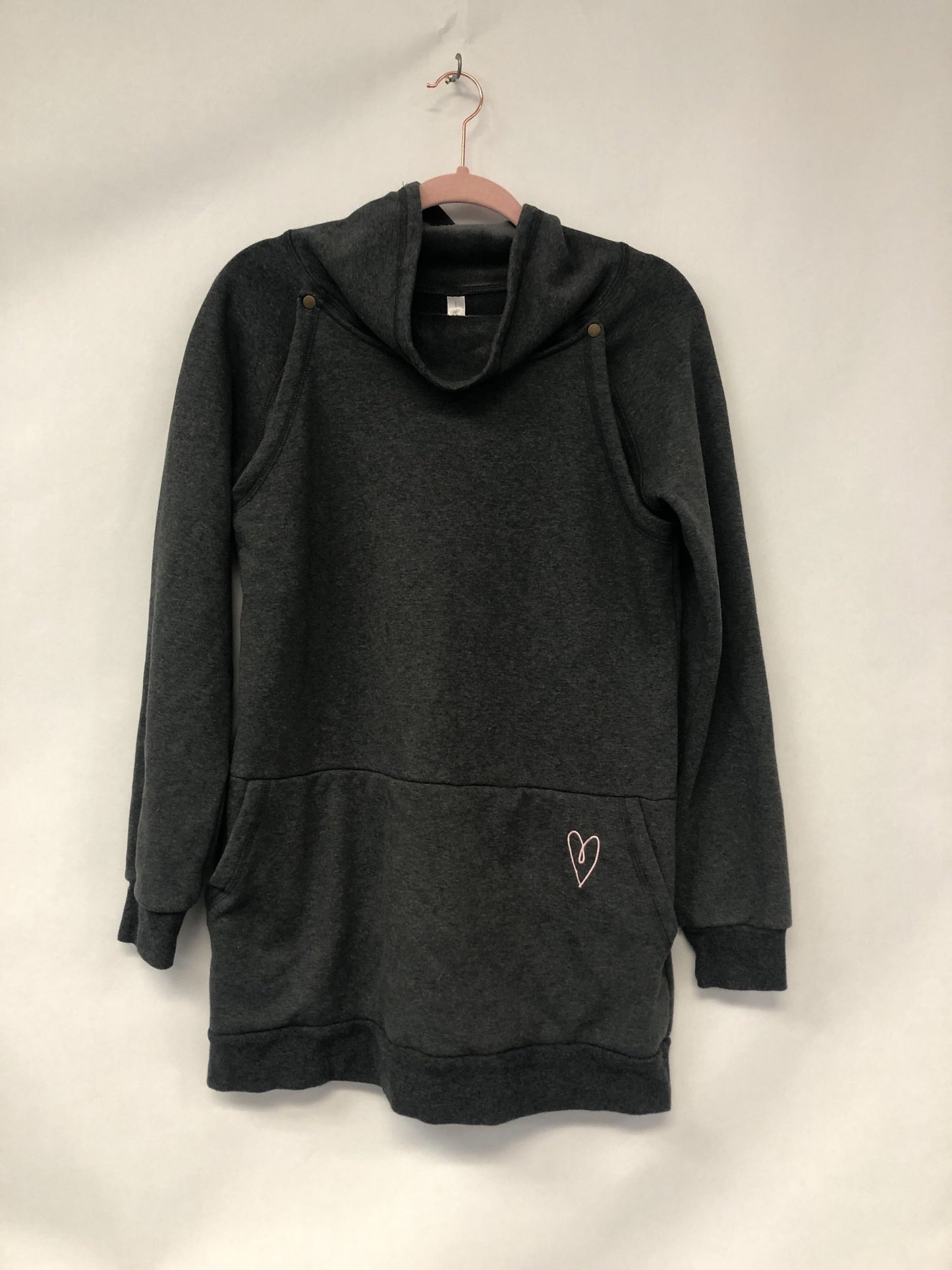 Outlet 6091 - Latched Mama Embroidered Harbor Snap Nursing Pullover - Charcoal - Large