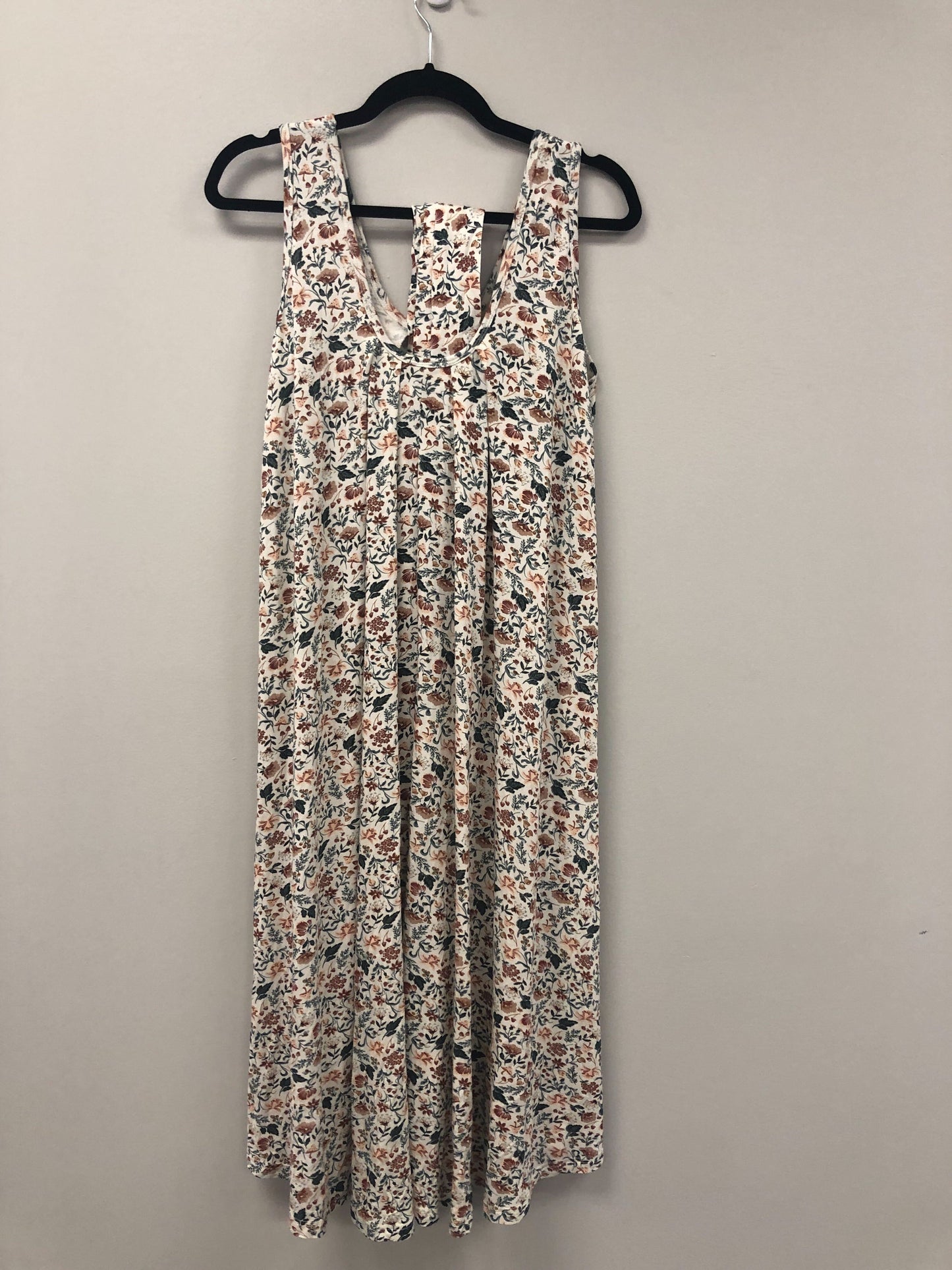Outlet 5676 - Latched Mama Printed Nursing Romper - Wonderland Floral - Standard