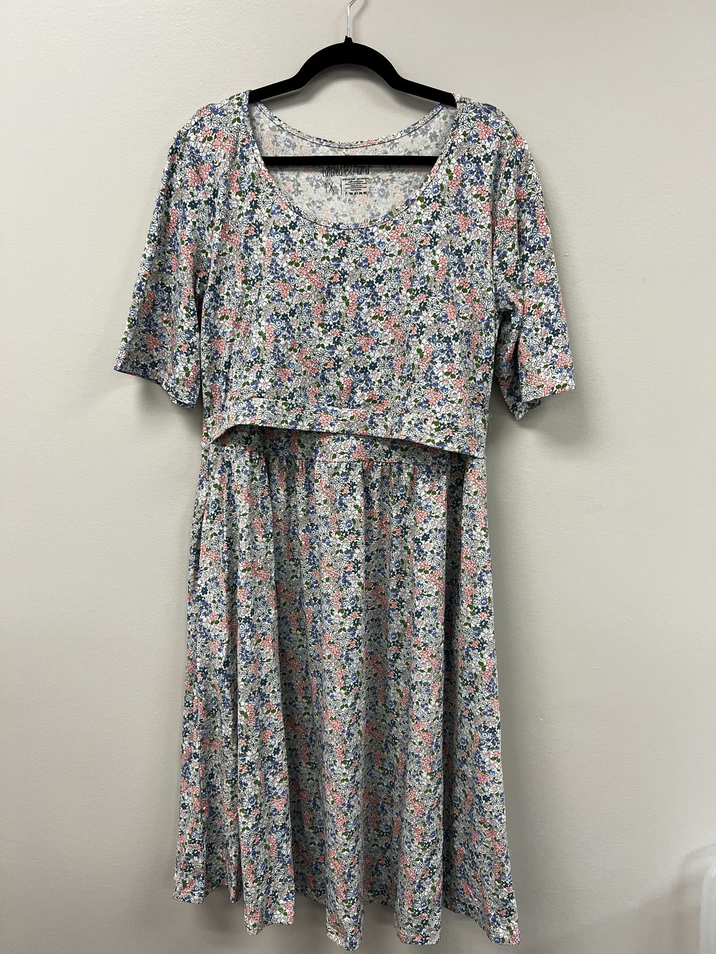 Outlet 5903 - Latched Mama Classic Cotton Nursing Dress - Periwinkle Oasis - 1X