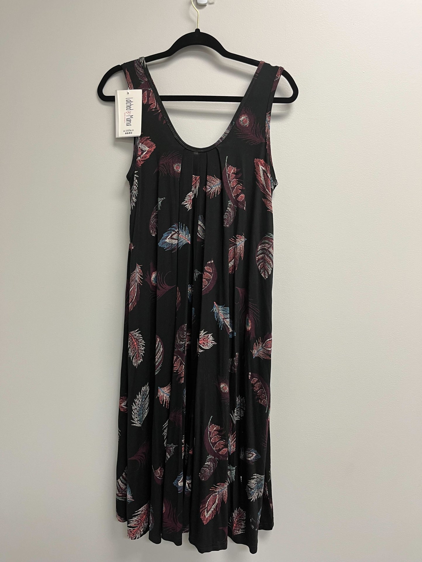 Outlet 4290 - Latched Mama Printed Nursing Romper - Onyx Plumes - Standard
