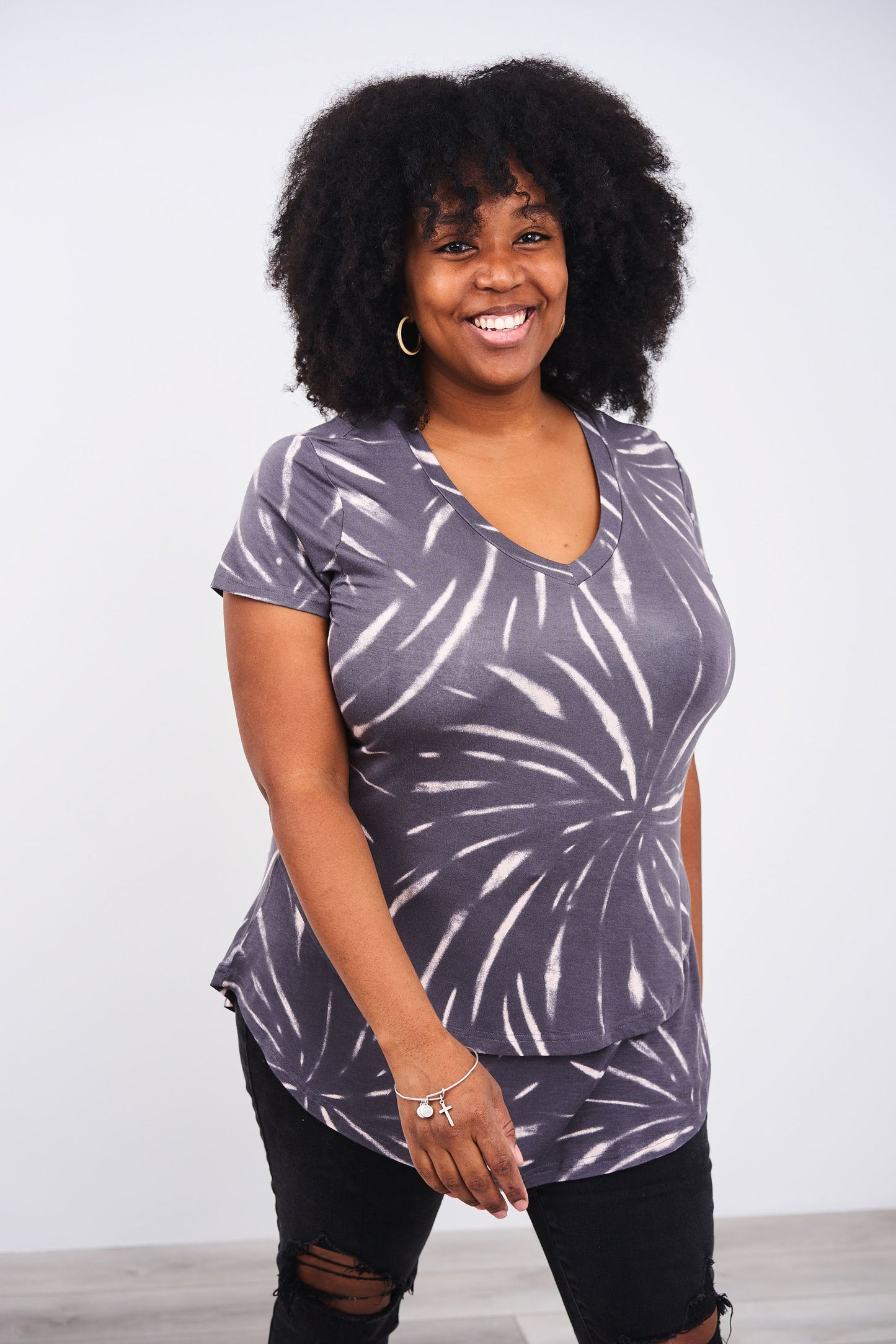 Printed V-Neck Boyfriend Nursing Tee