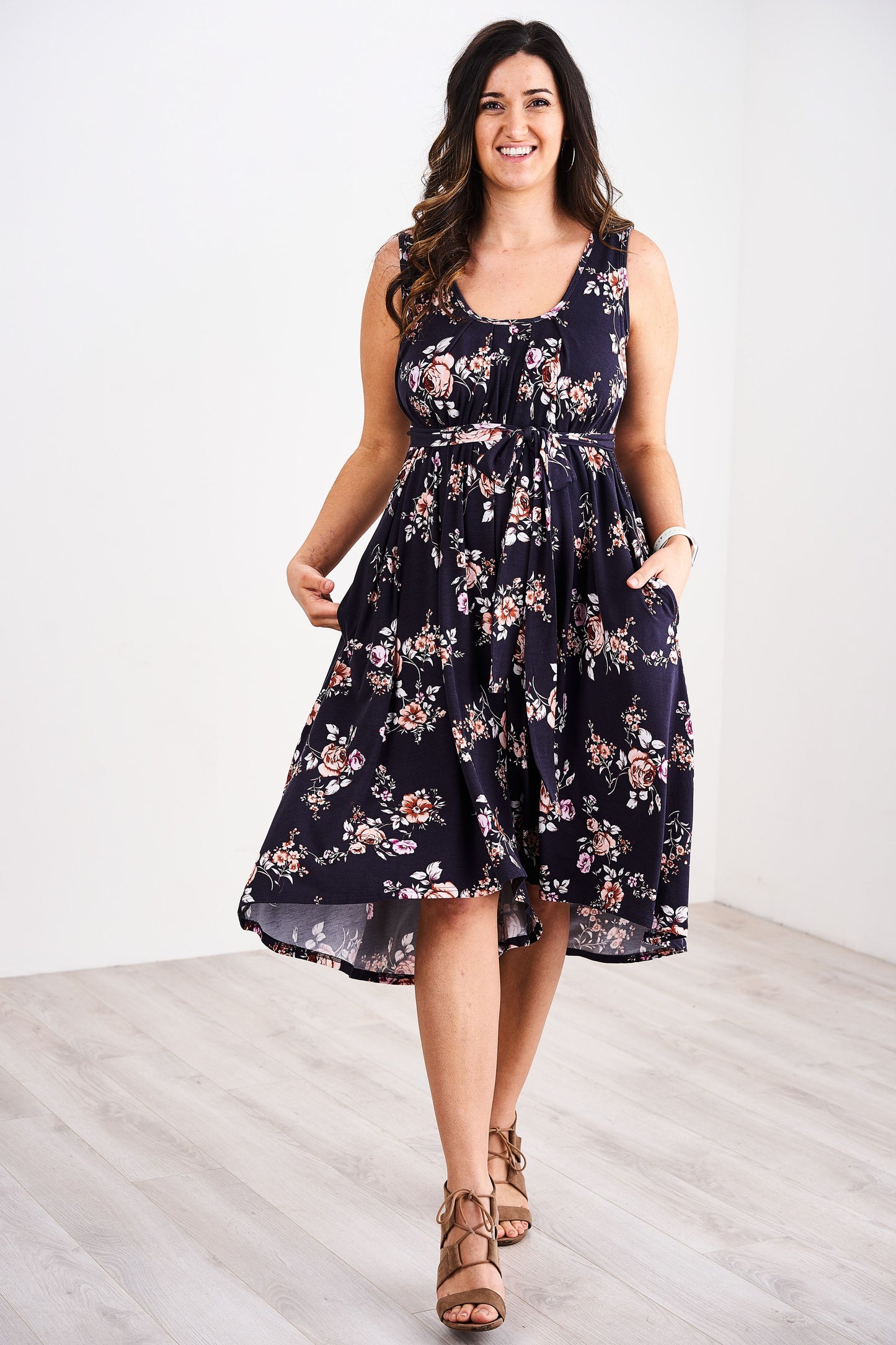 Latched Mama Momper Accent Belt