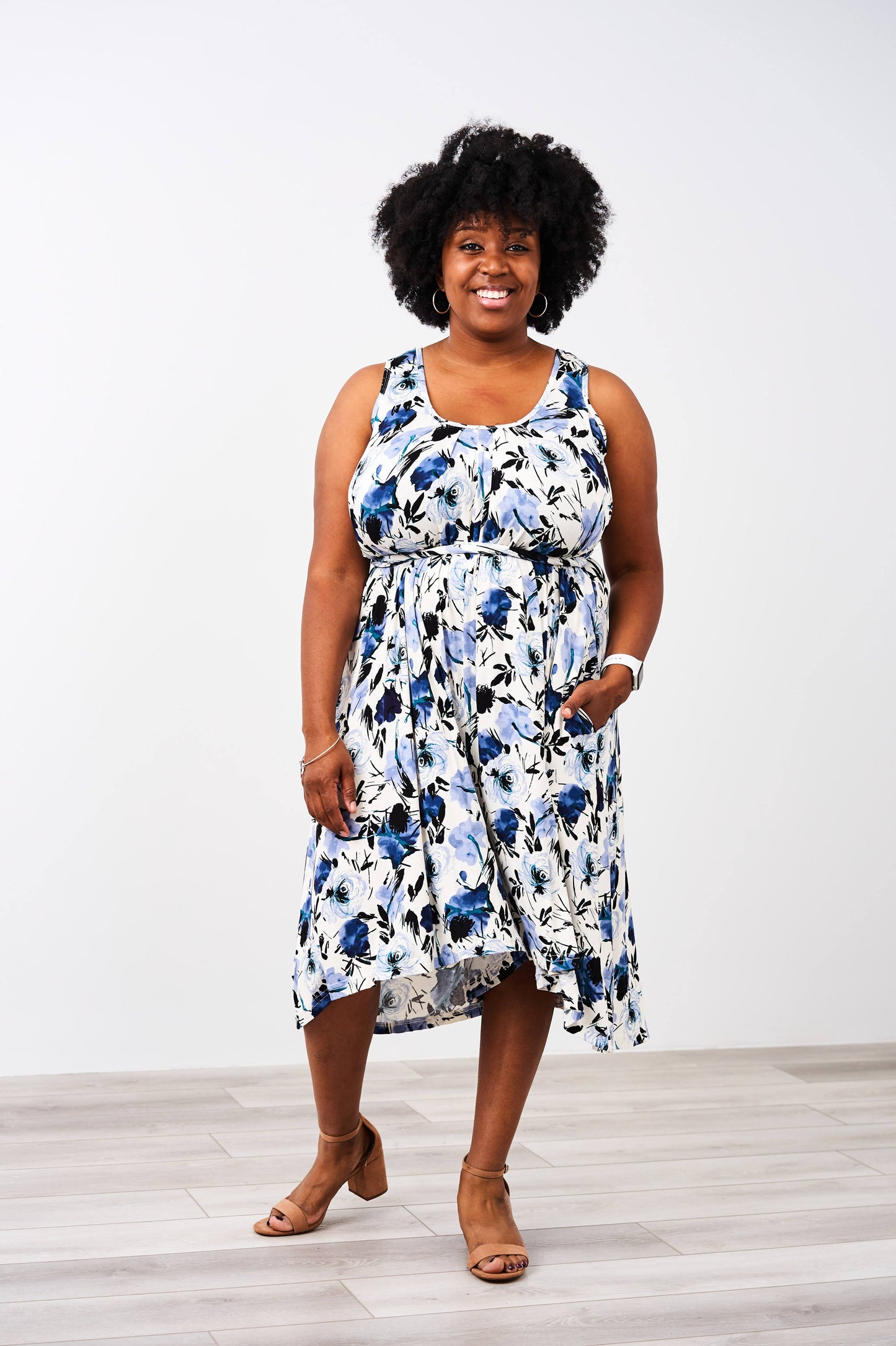 Latched Mama Momper Accent Belt
