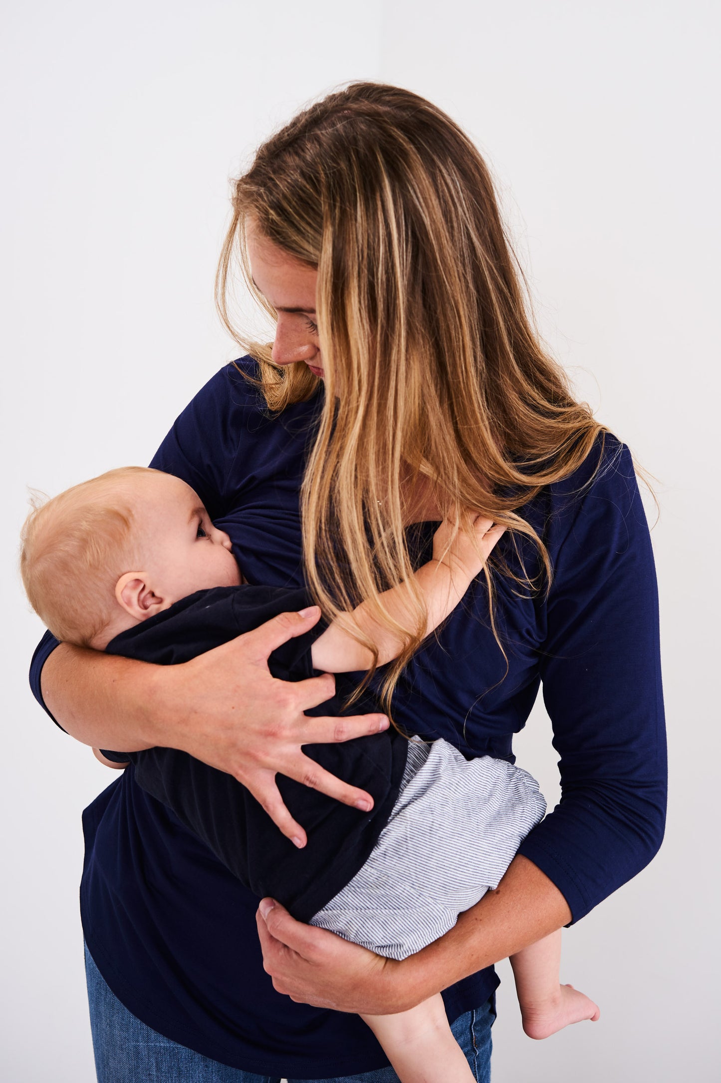 Latched Mama 3/4 Sleeve Scoop Neck Nursing Top 2.0