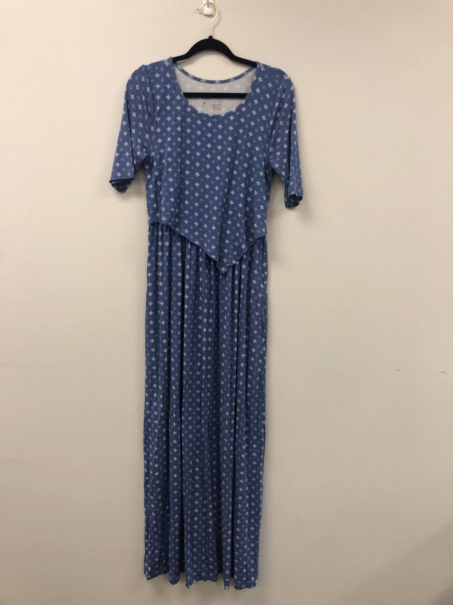 Outlet 5890 - Latched Mama Front Knot Nursing Maxi Dress - Mediterranean Motif - Medium