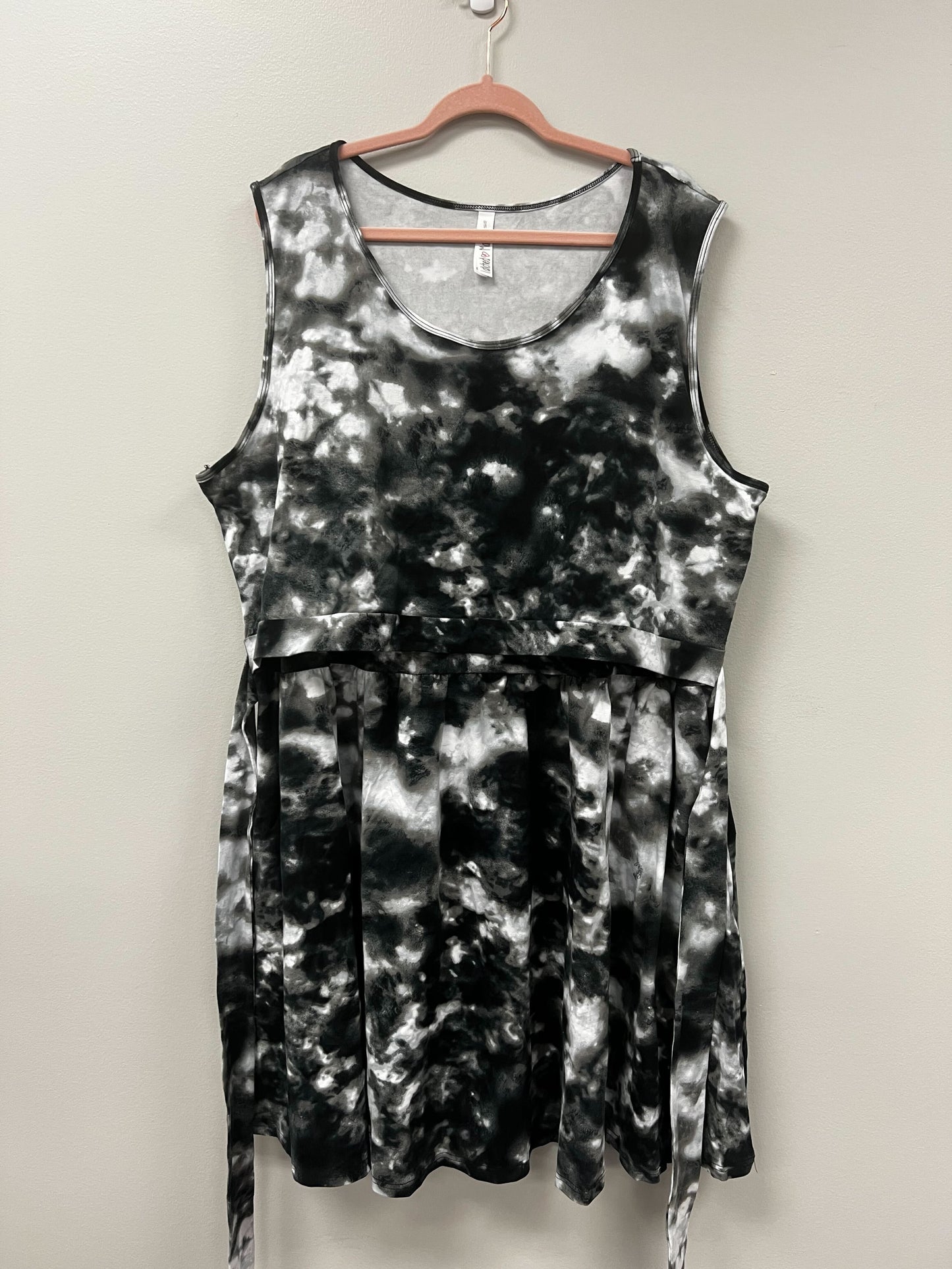 Outlet 5710 - Latched Mama Sunkissed Nursing Sundress - Onyx Storm - 4X