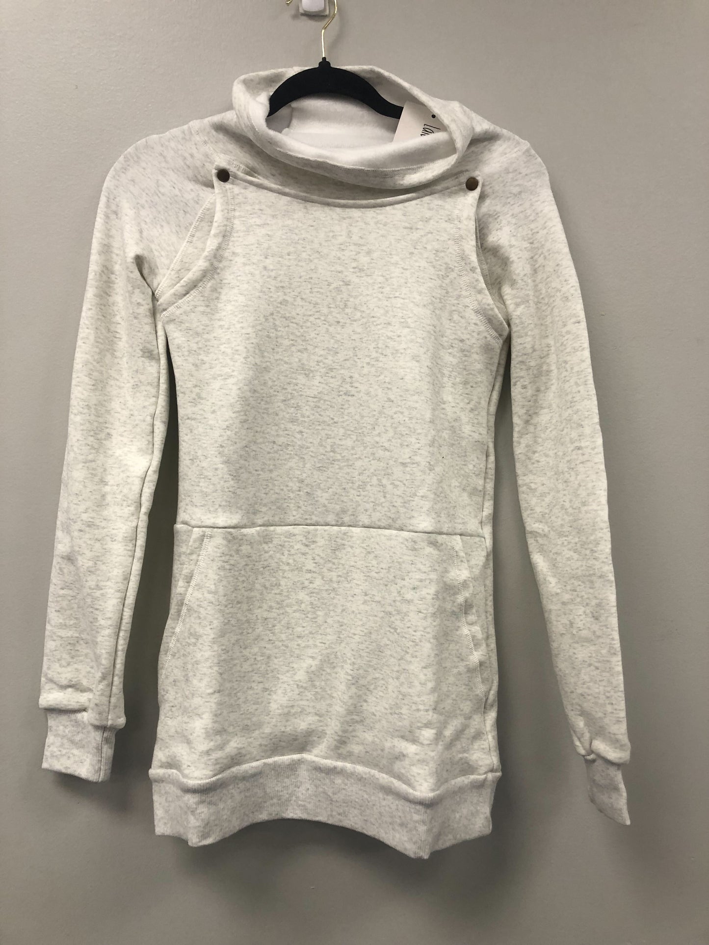 Outlet 5916 - Latched Mama Harbor Snap Nursing Pullover - Oatmeal - Extra Extra Small