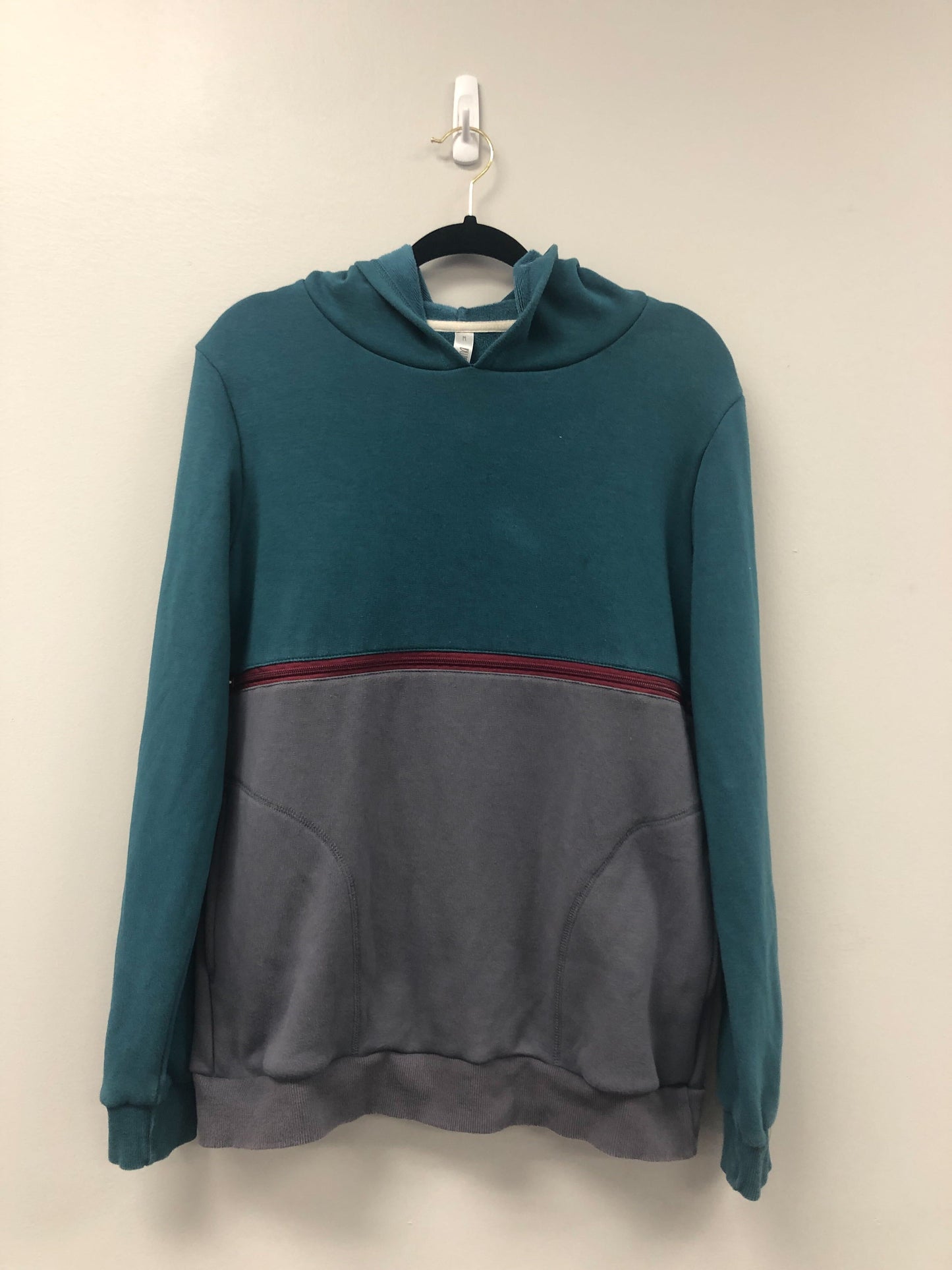 Outlet 5491 - Latched Mama Trailblazer Nursing Hoodie - Teal/Grey - Medium