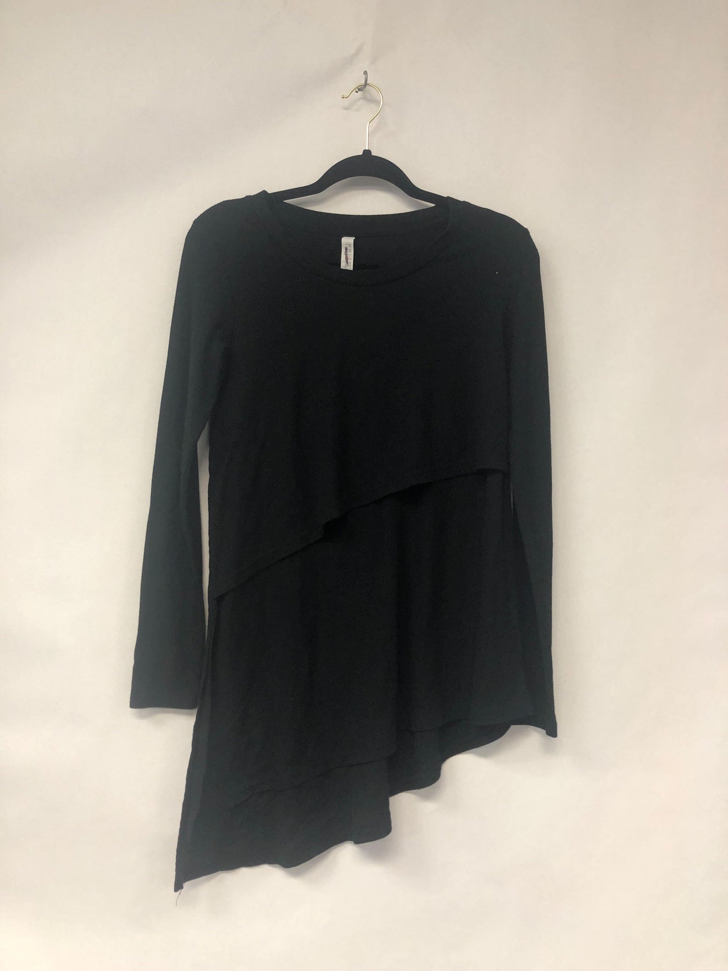 Outlet 6213 - Latched Mama Ribbed Asymmetrical Nursing Tunic - Black - Small
