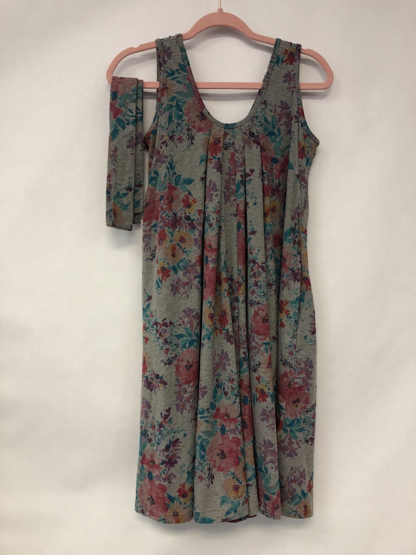 Outlet 6146 - Latched Mama Printed Nursing Romper - Fresco Garden - Petite