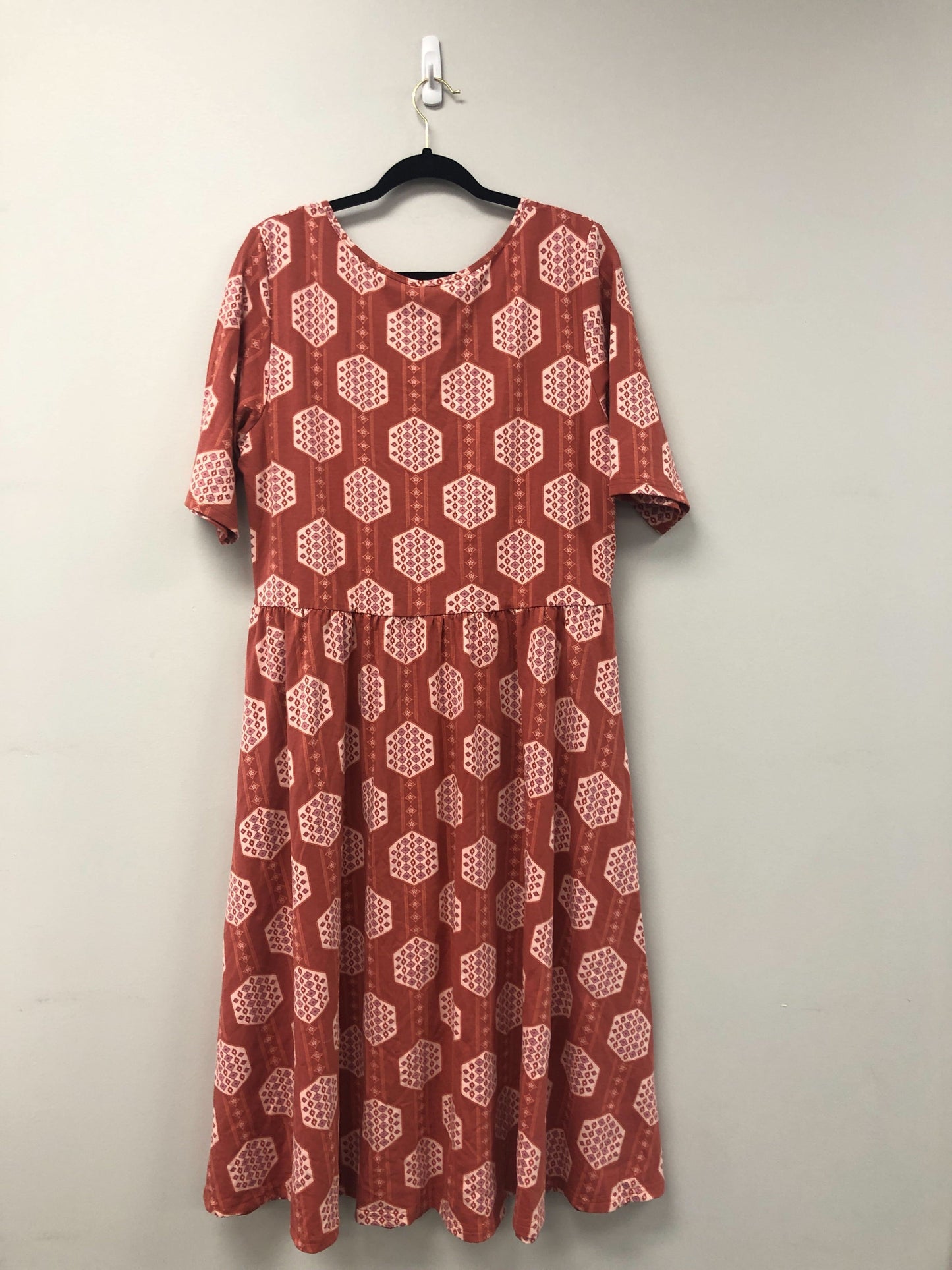 Outlet 5568 - Latched Mama Classic Cotton Nursing Dress - Potter's Glaze - 1X