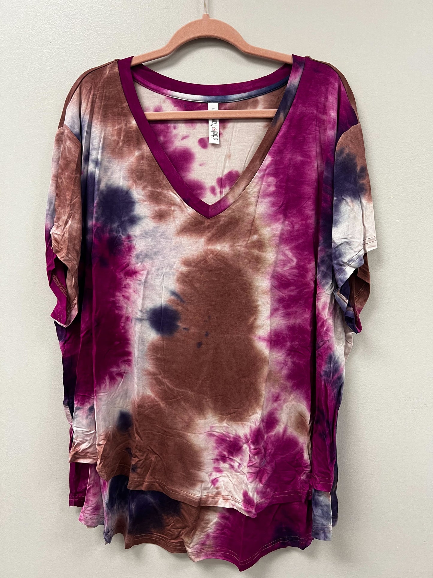Outlet 5703 - Printed V-Neck Boyfriend Nursing Tee - Blue/Brown/Pink Tie Dye - 4X